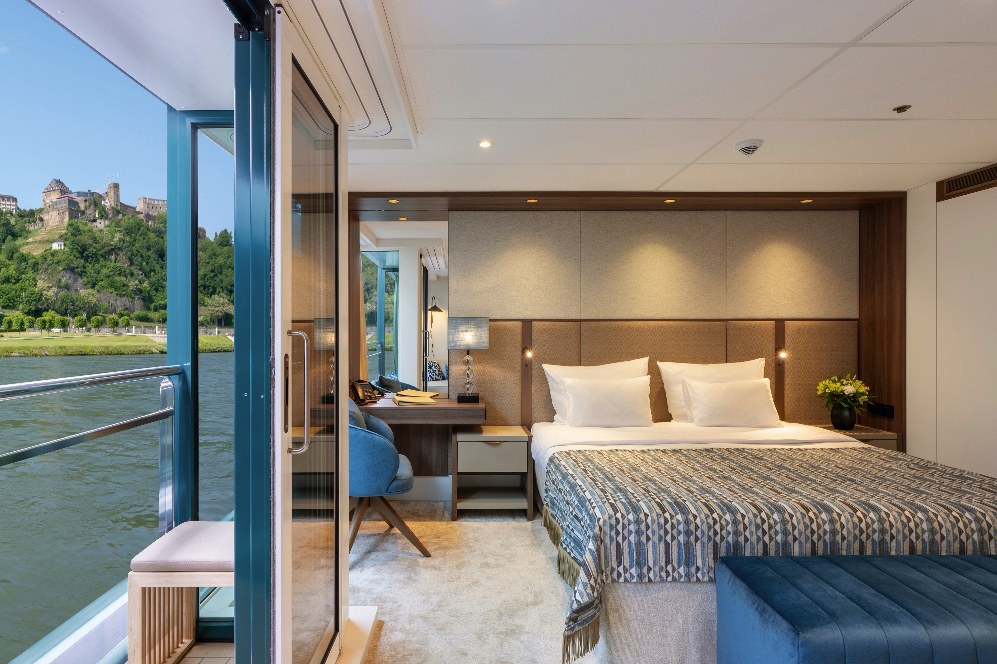 AMADEUS Amara 27
