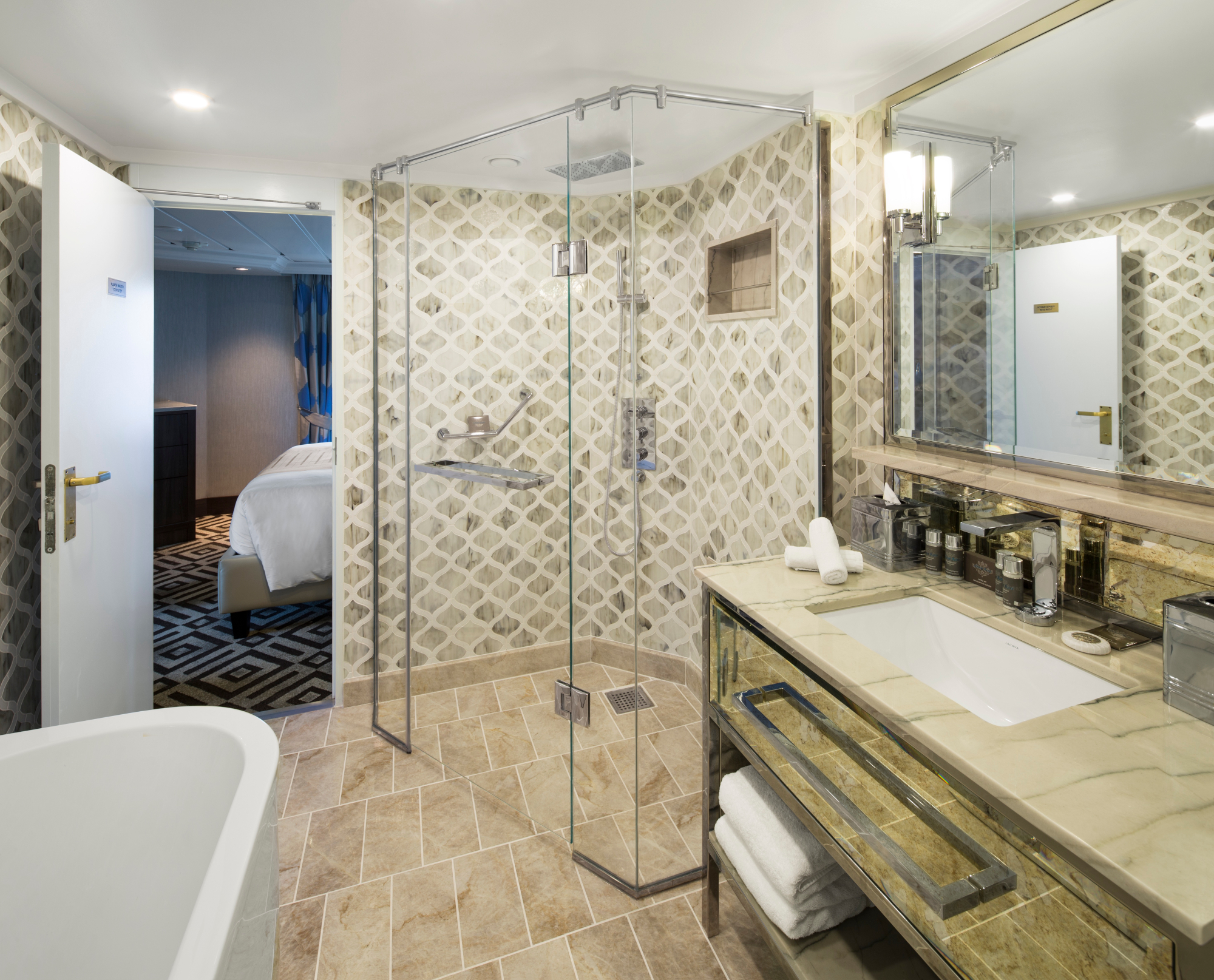 Azamara Pursuit 20