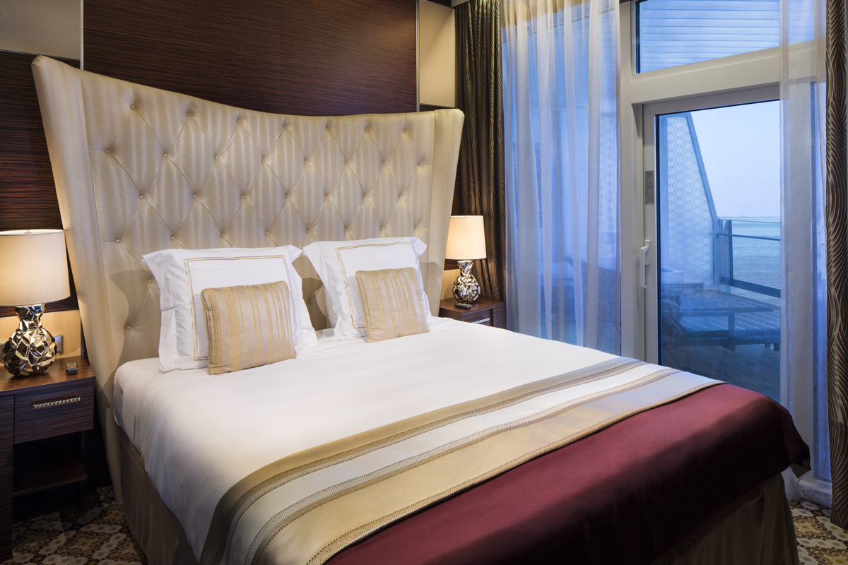 Celebrity Reflection 32