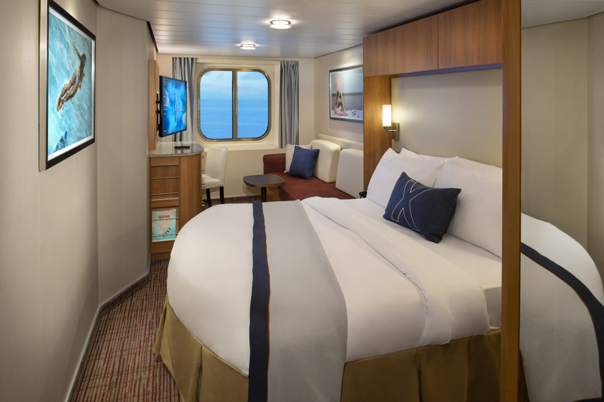 Celebrity Reflection 21