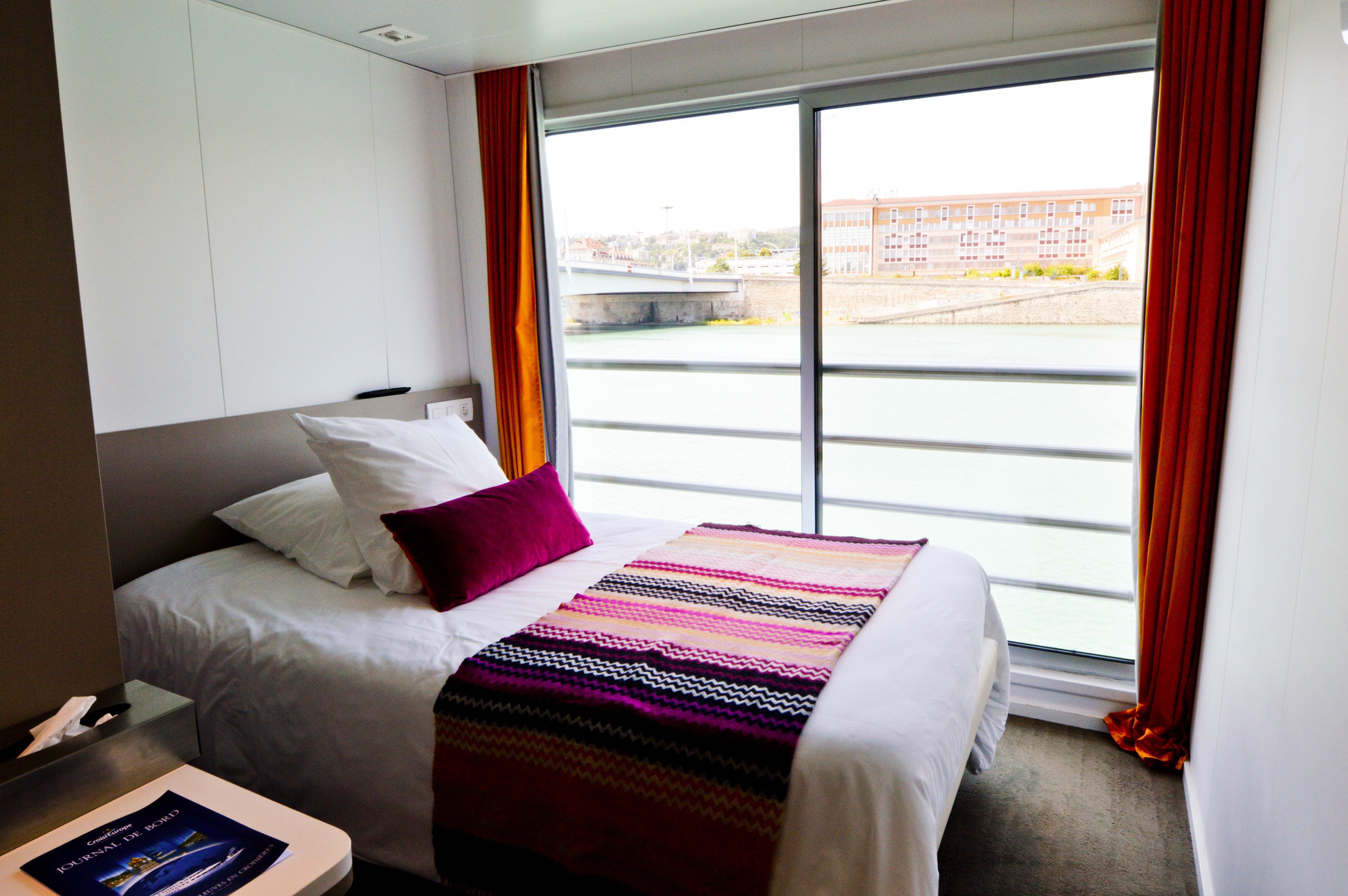 MS Camargue 12