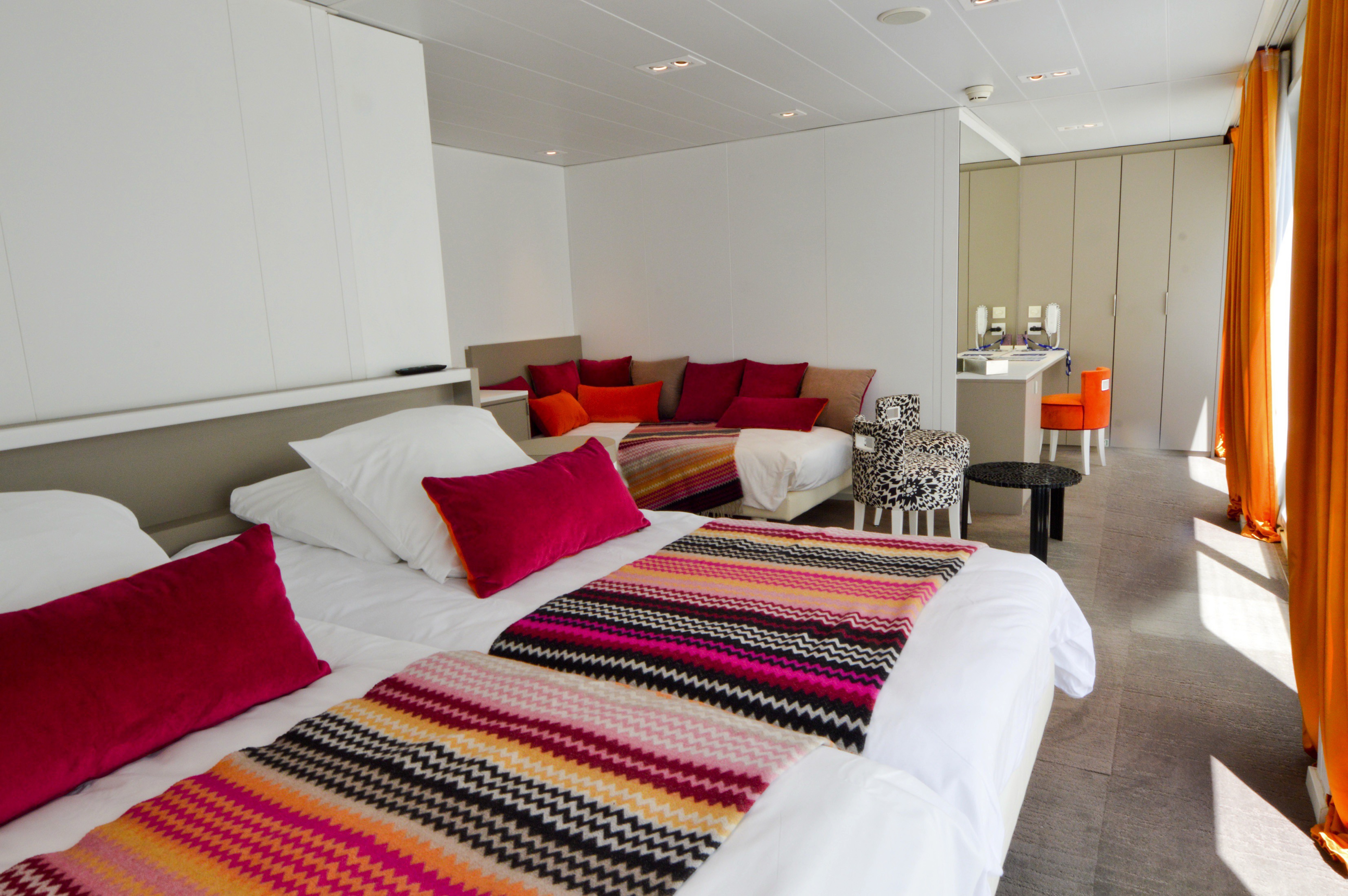 MS Camargue 15