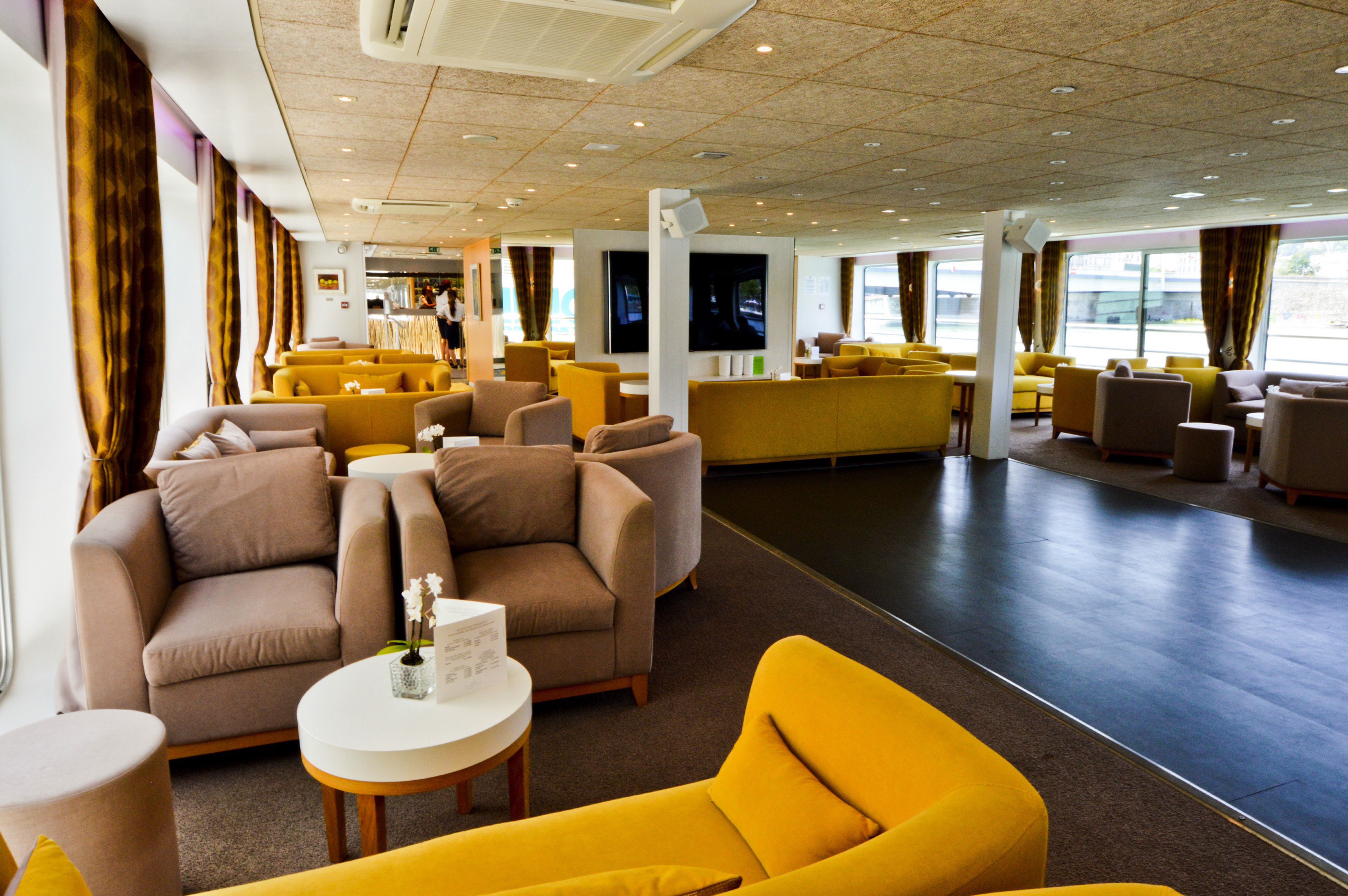 MS Camargue 6