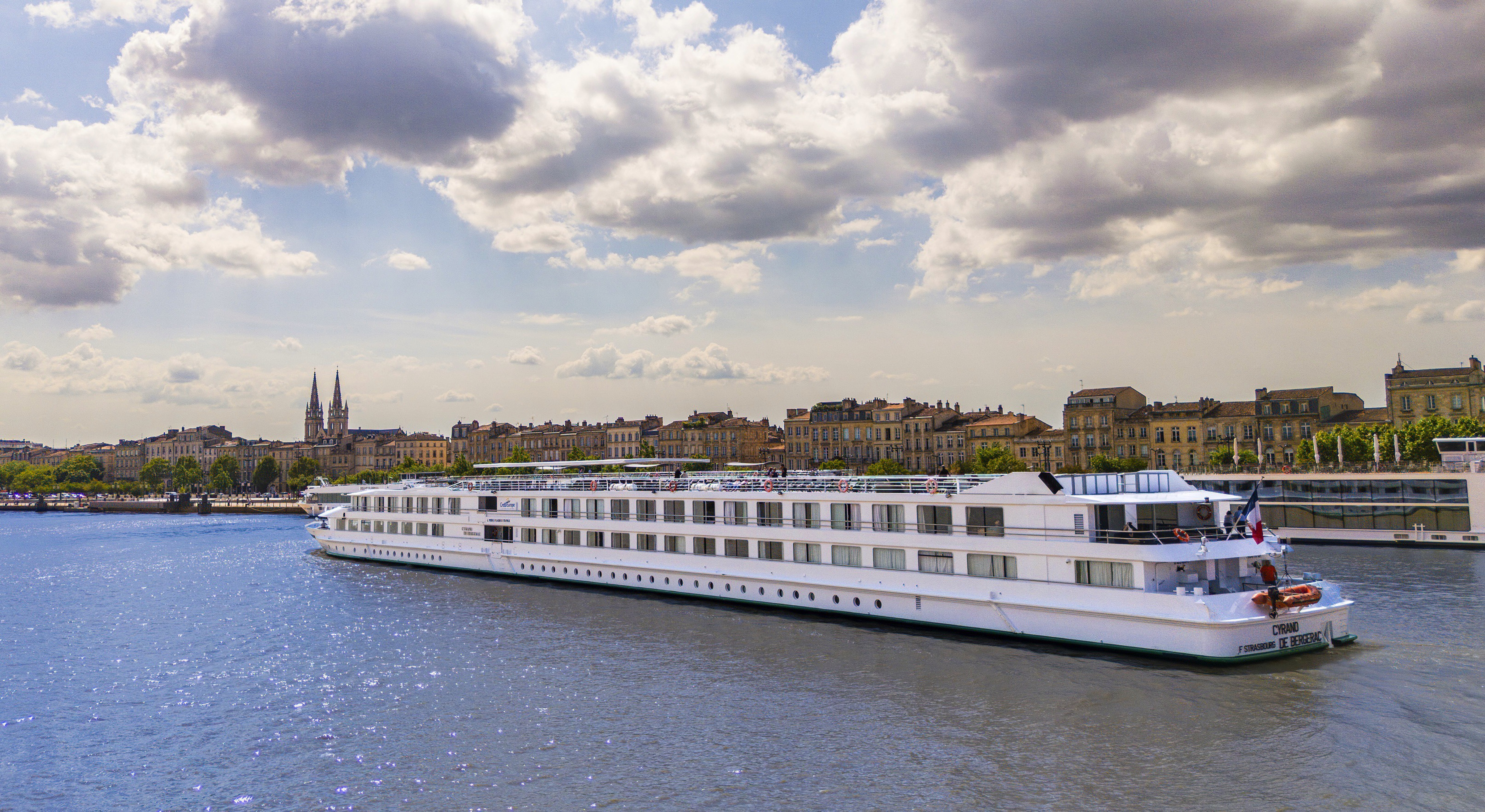 MS Cyrano de Bergerac 1