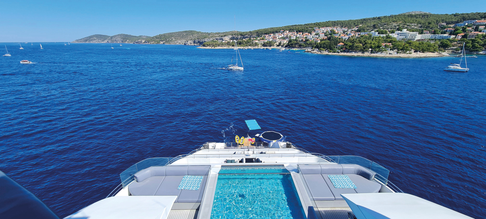 Emerald Azzurra 2
