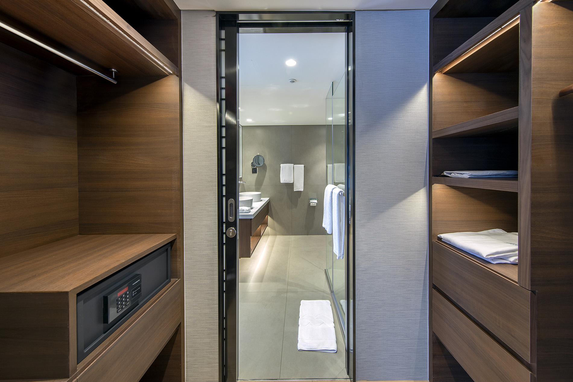 Emerald Harmony 54