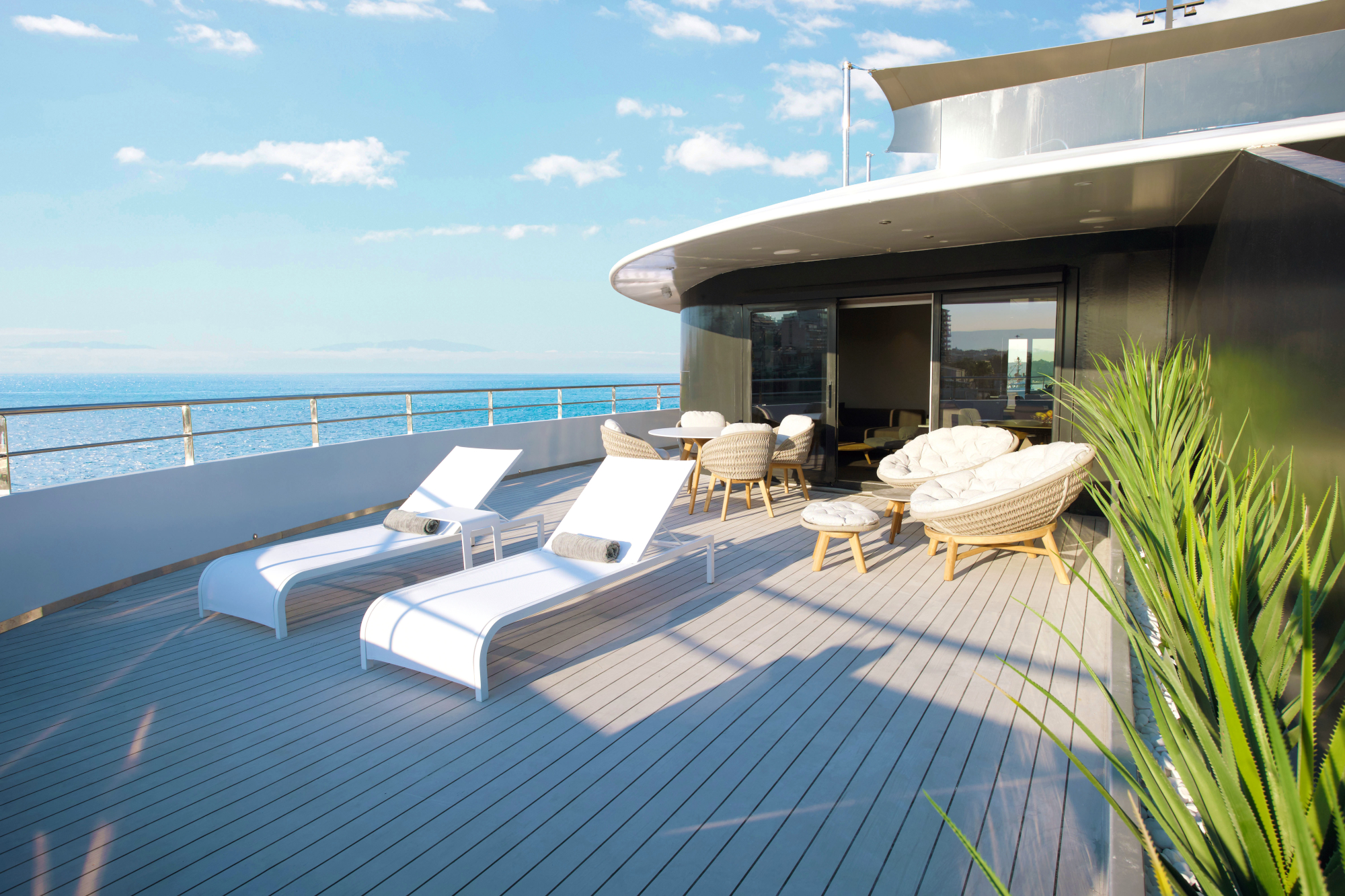 Emerald Kaia 23