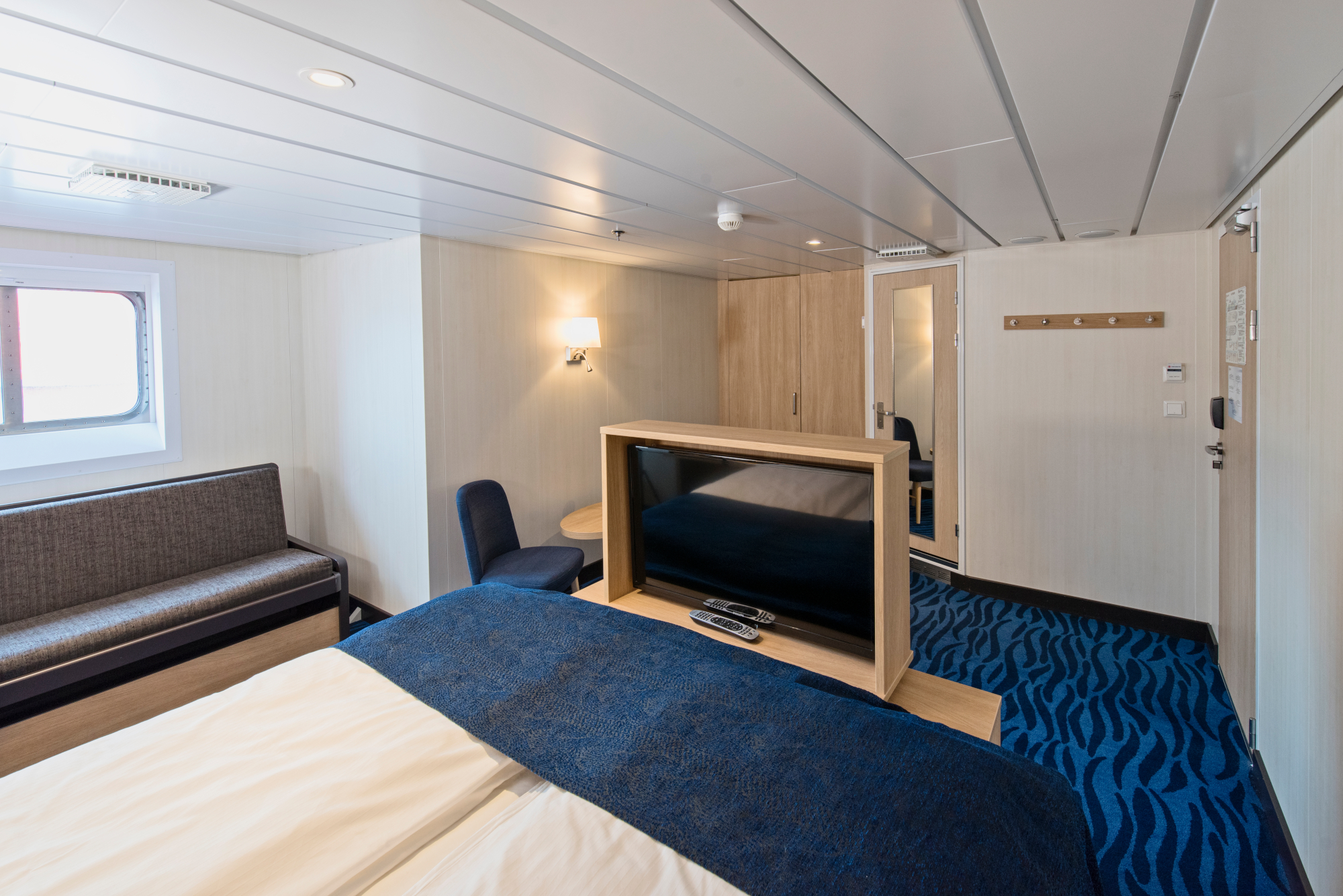 MS Spitsbergen 67