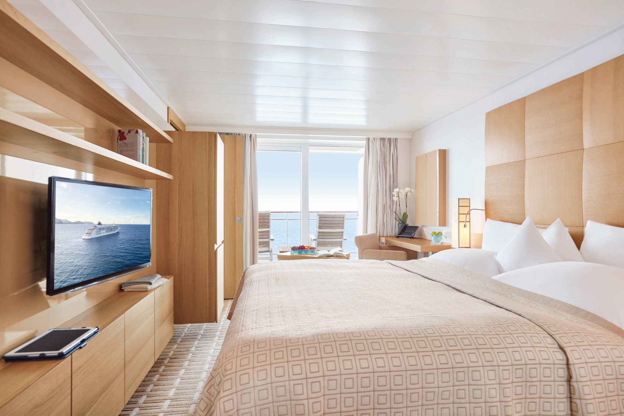MS EUROPA 2 29
