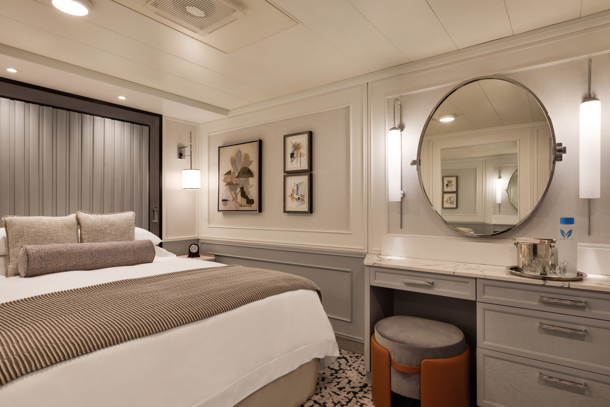 Oceania Riviera 26