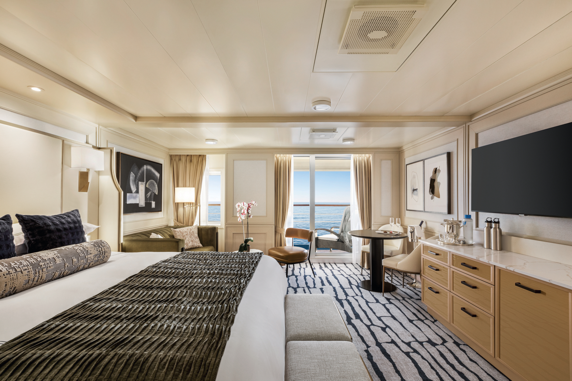 Oceania Riviera 47