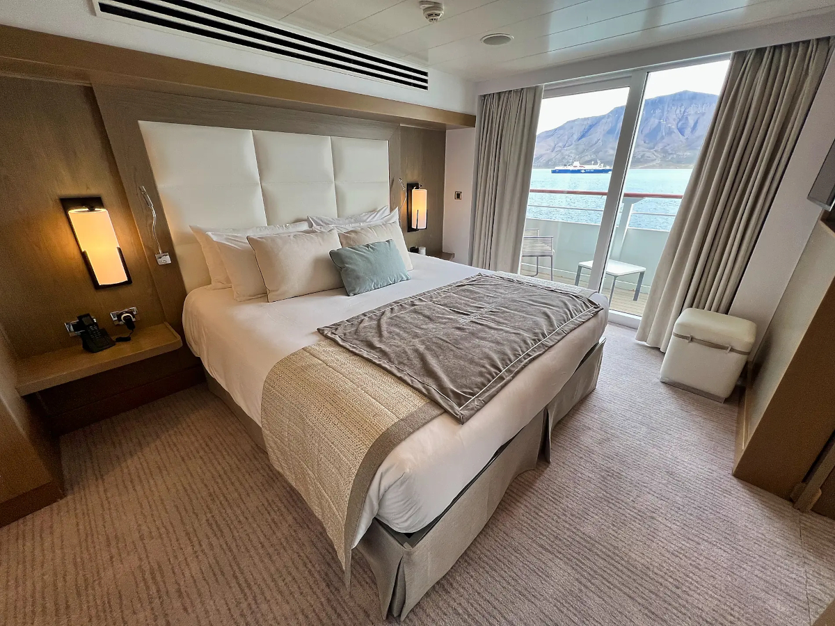 Le Boreal 28