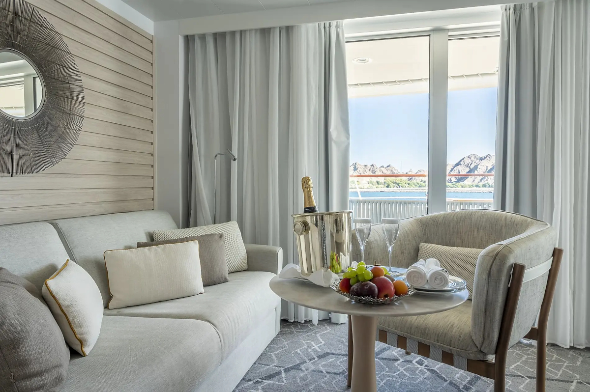 Le Bougainville 19