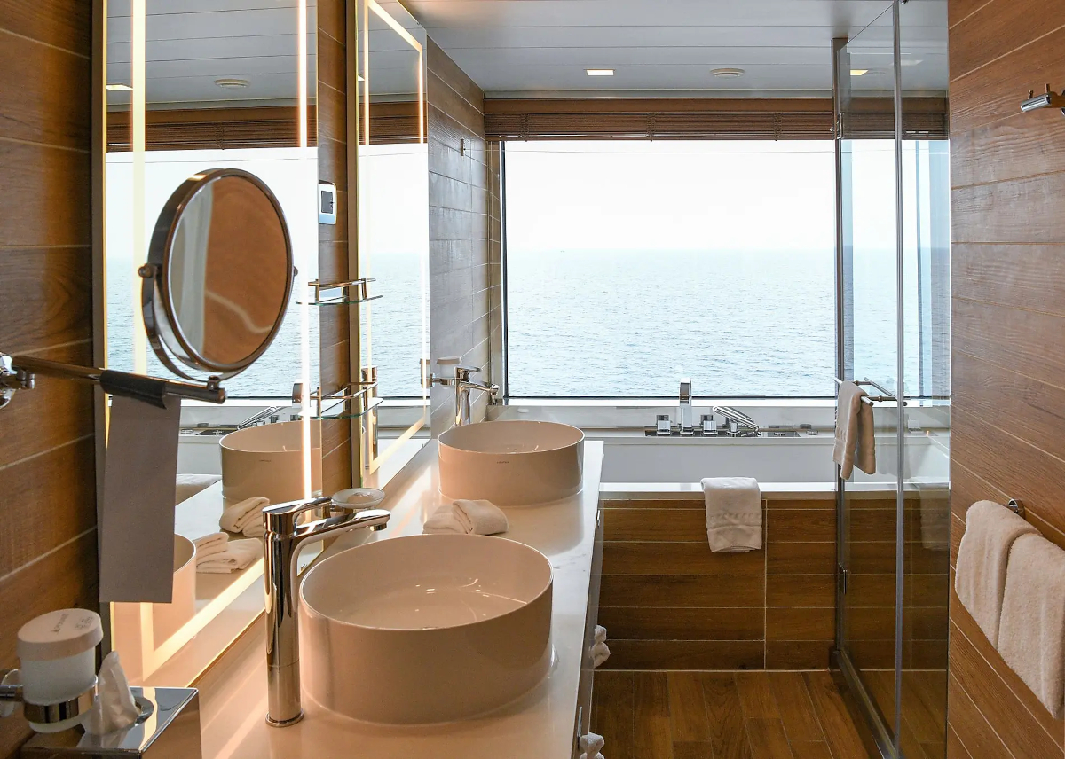 Le Laperouse 20