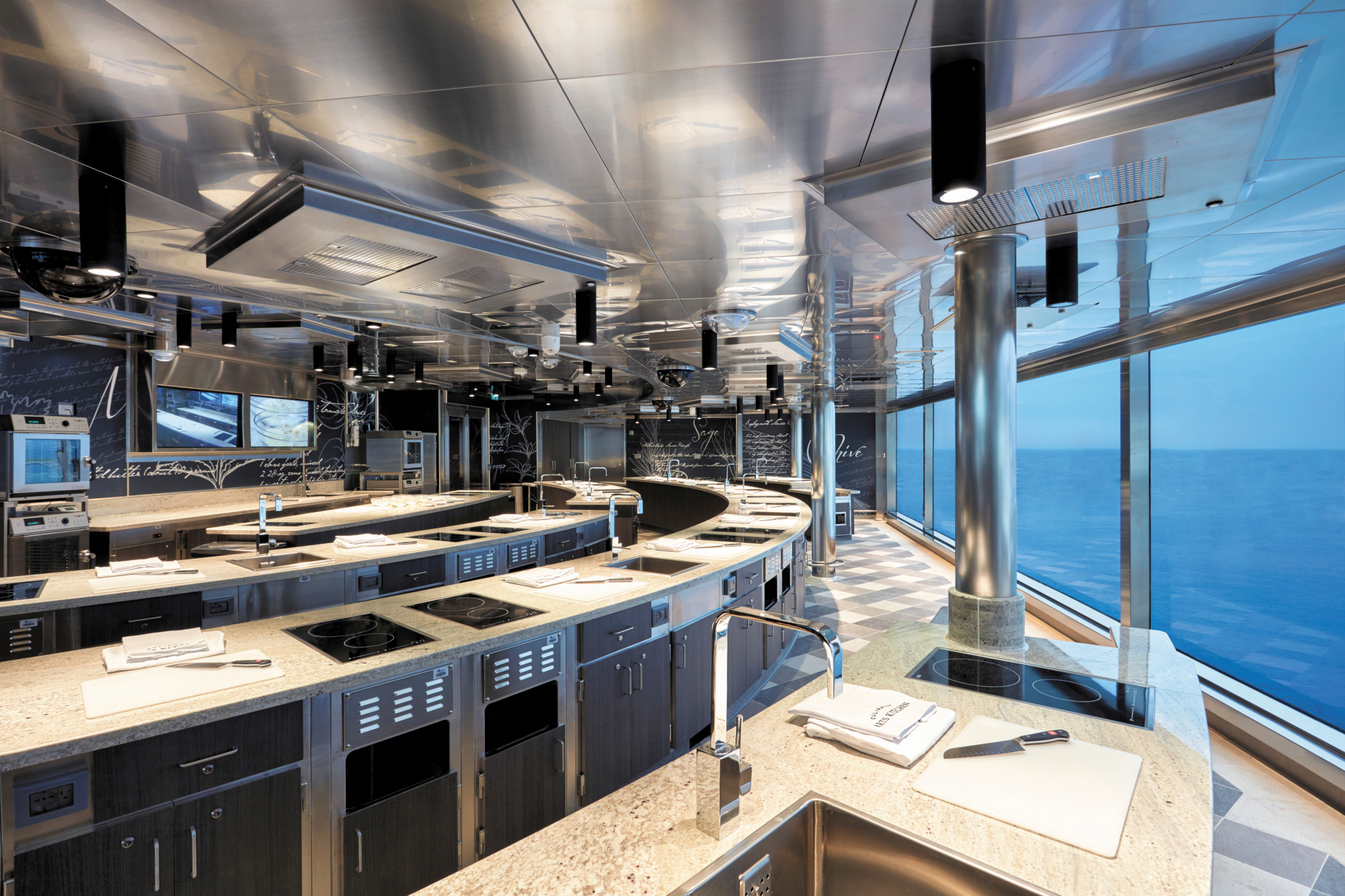 Seven Seas Explorer 6