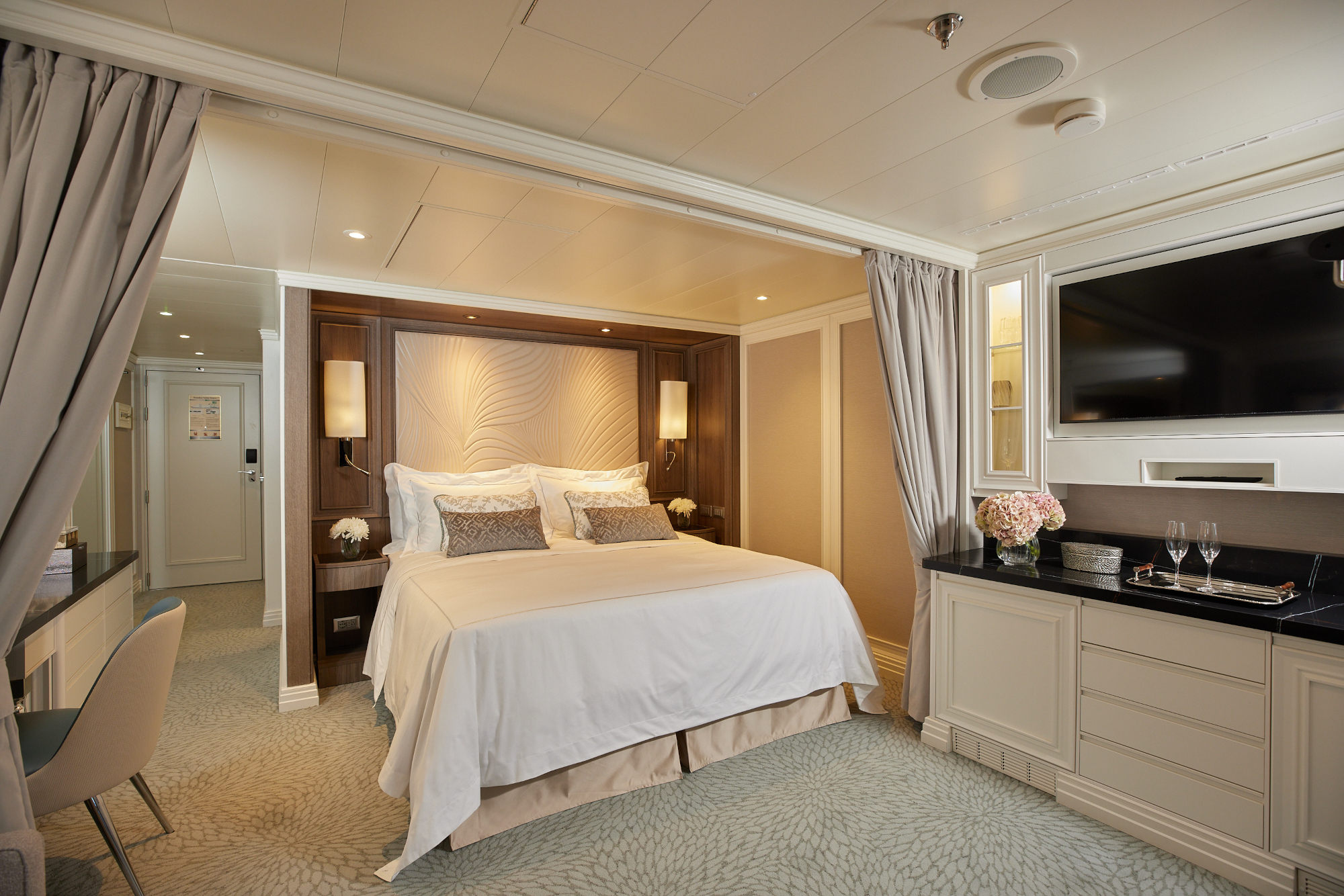 Seven Seas Grandeur 23