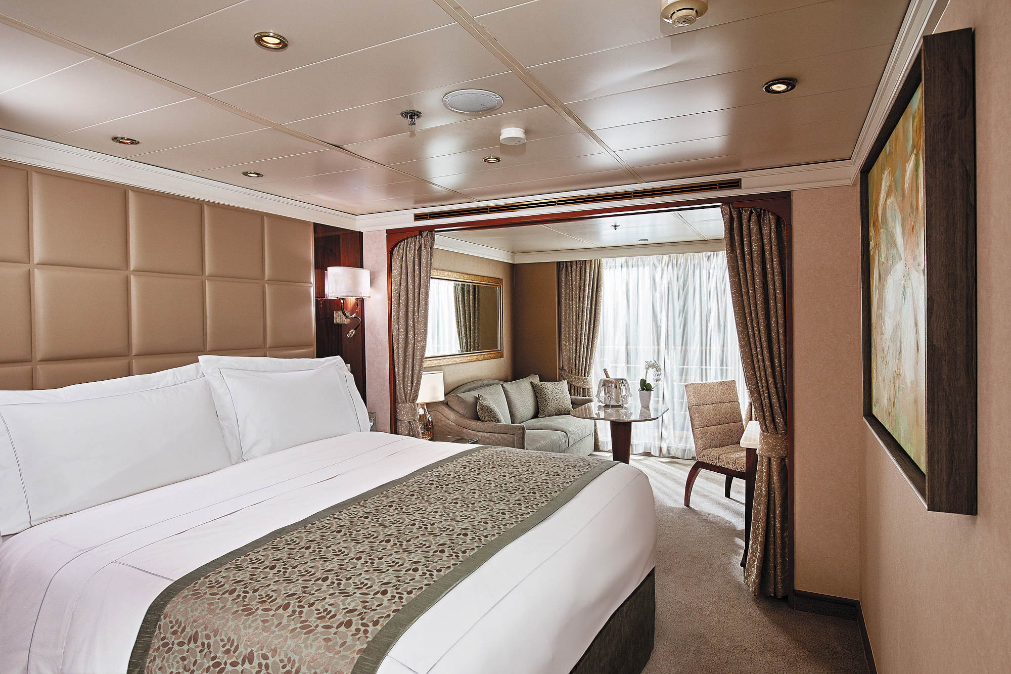 Seven Seas Navigator 18
