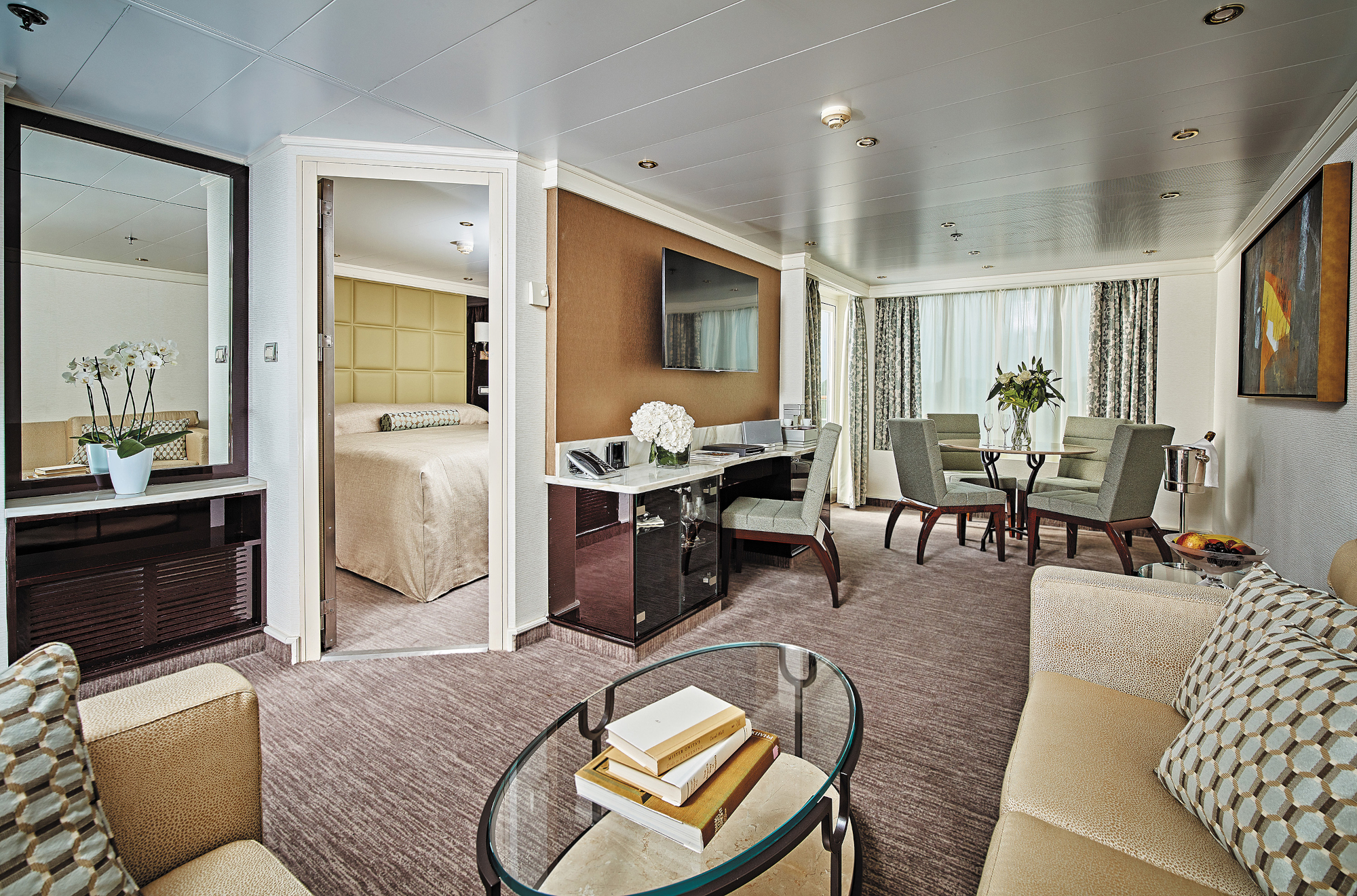 Seven Seas Navigator 22