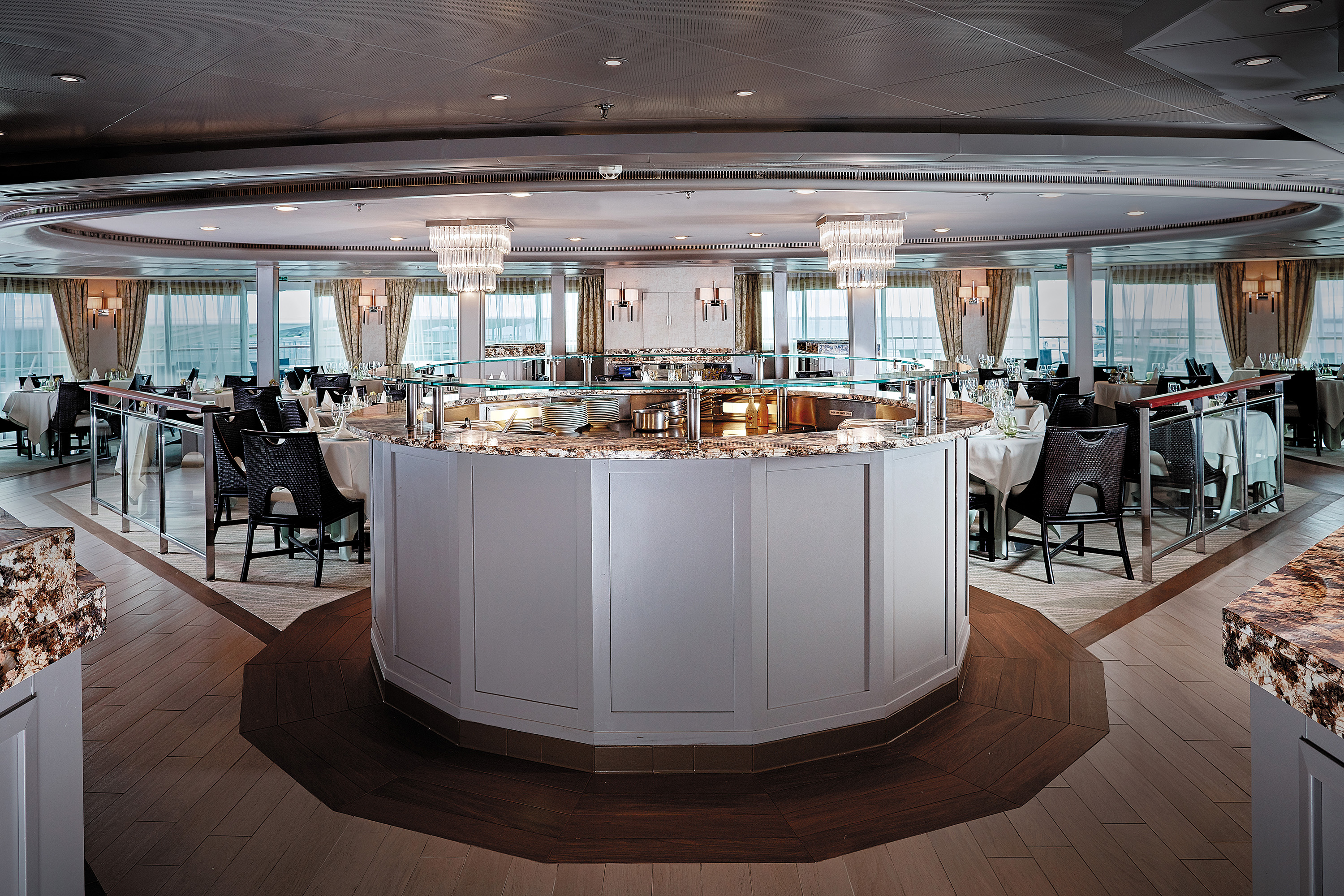 Seven Seas Navigator 5