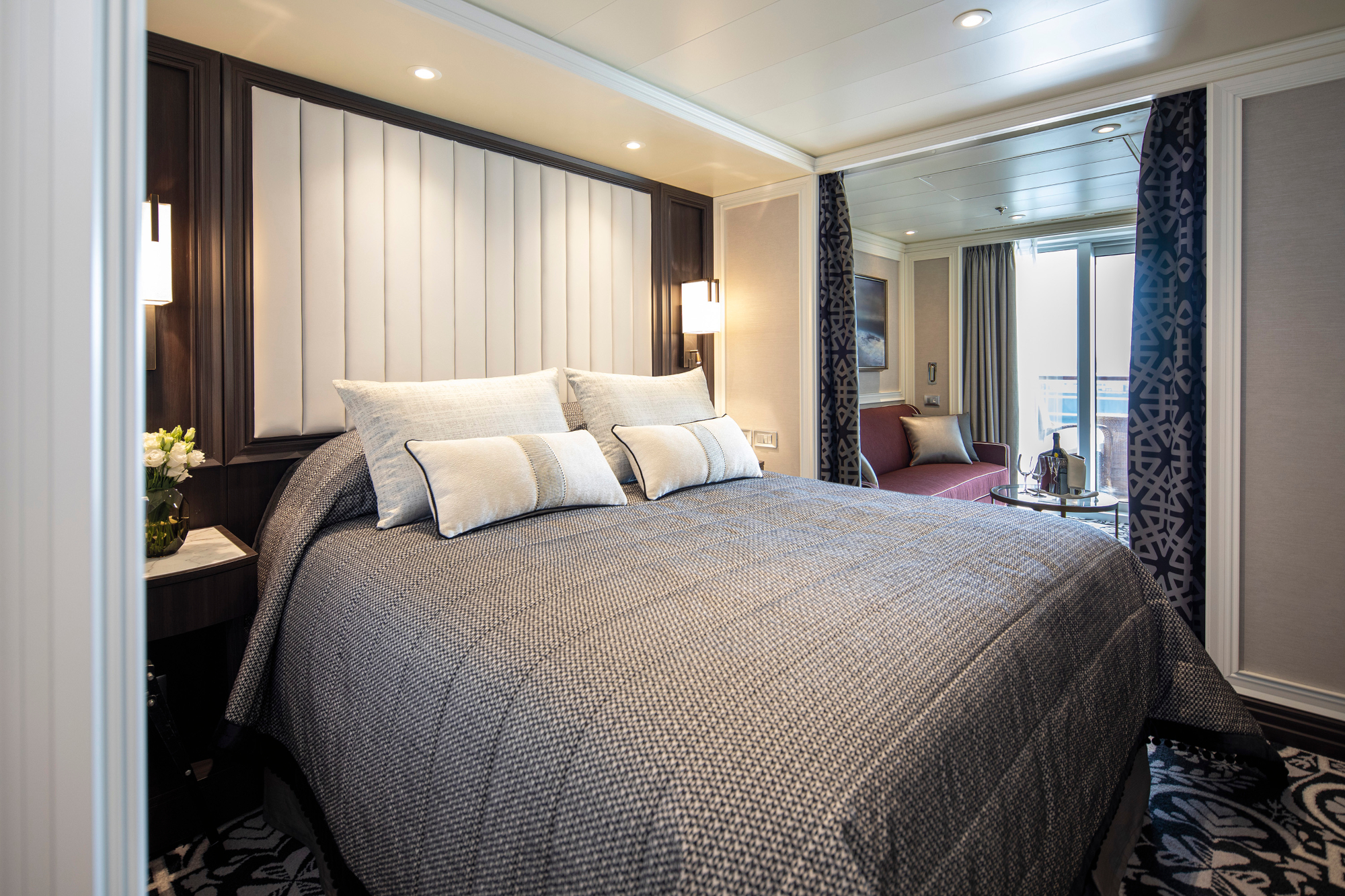 Seven Seas Splendor 19