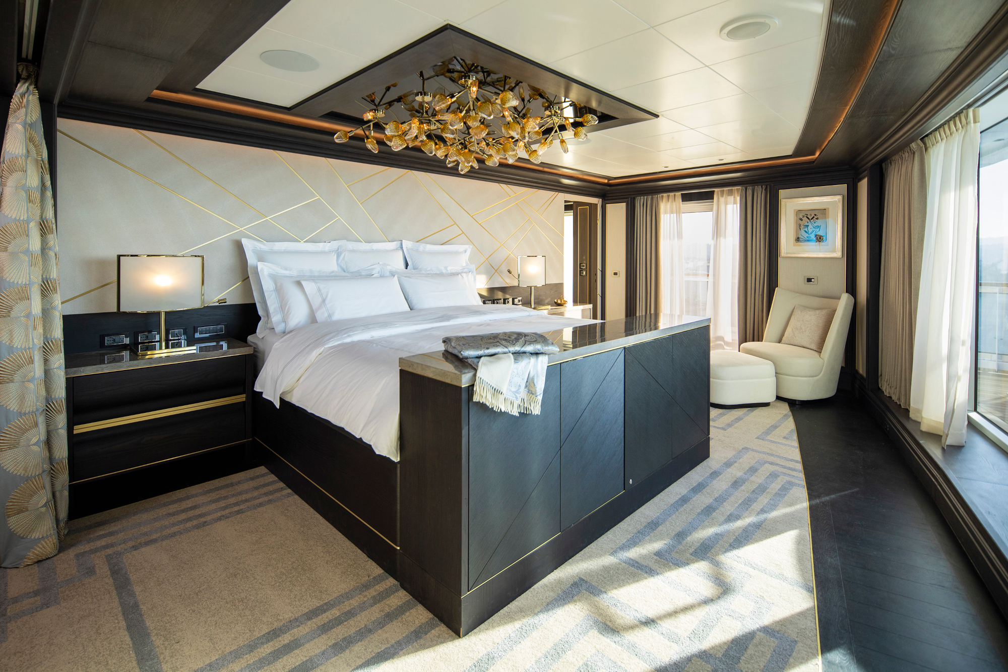 Seven Seas Splendor 29