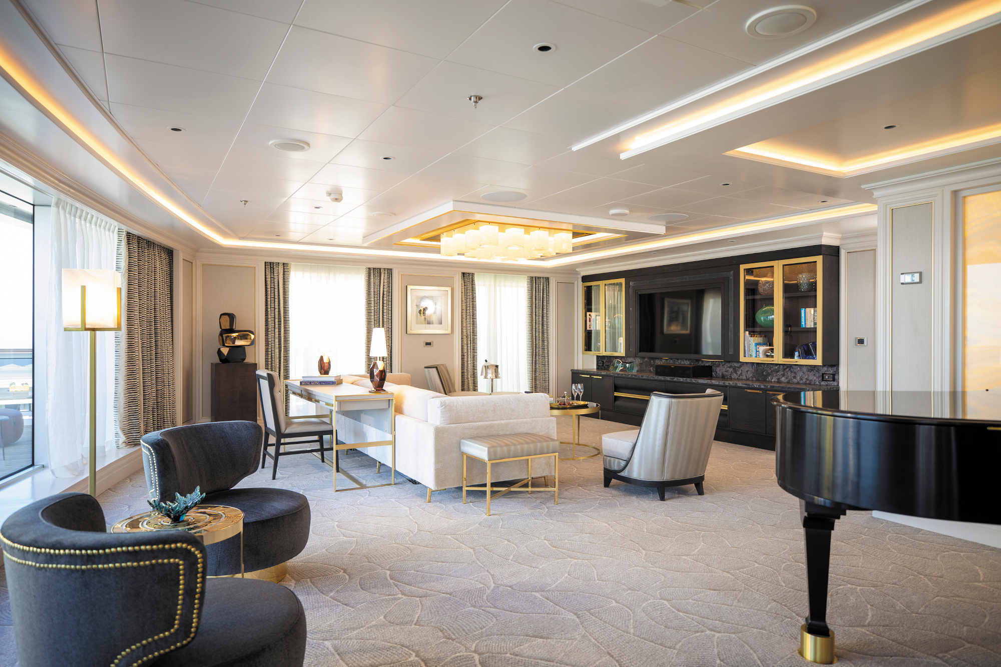 Seven Seas Splendor 30
