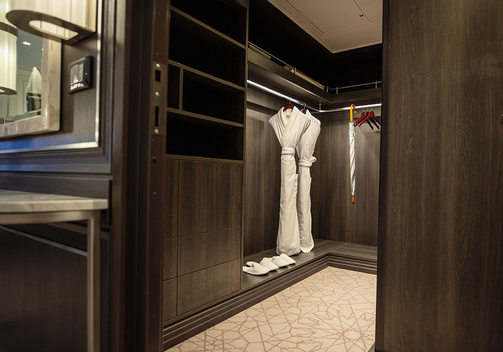 Seven Seas Splendor 39
