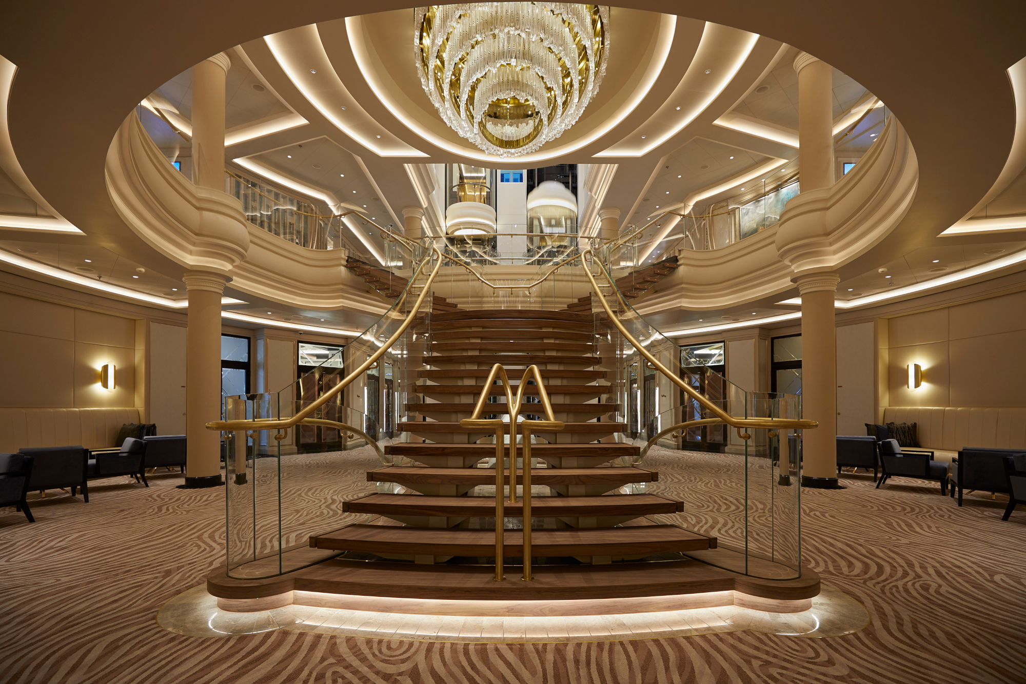 Seven Seas Splendor 17
