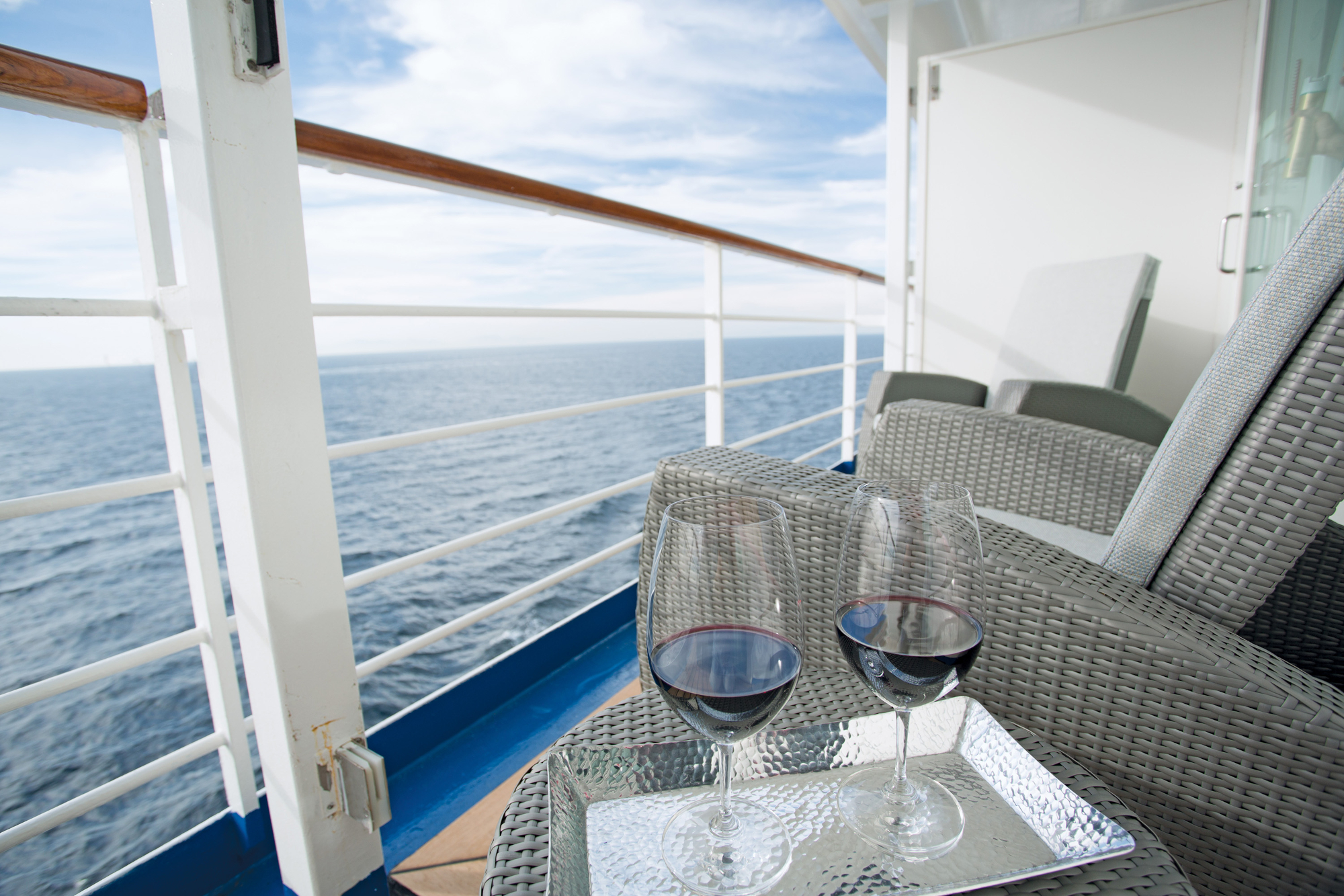 Seven Seas Voyager 23