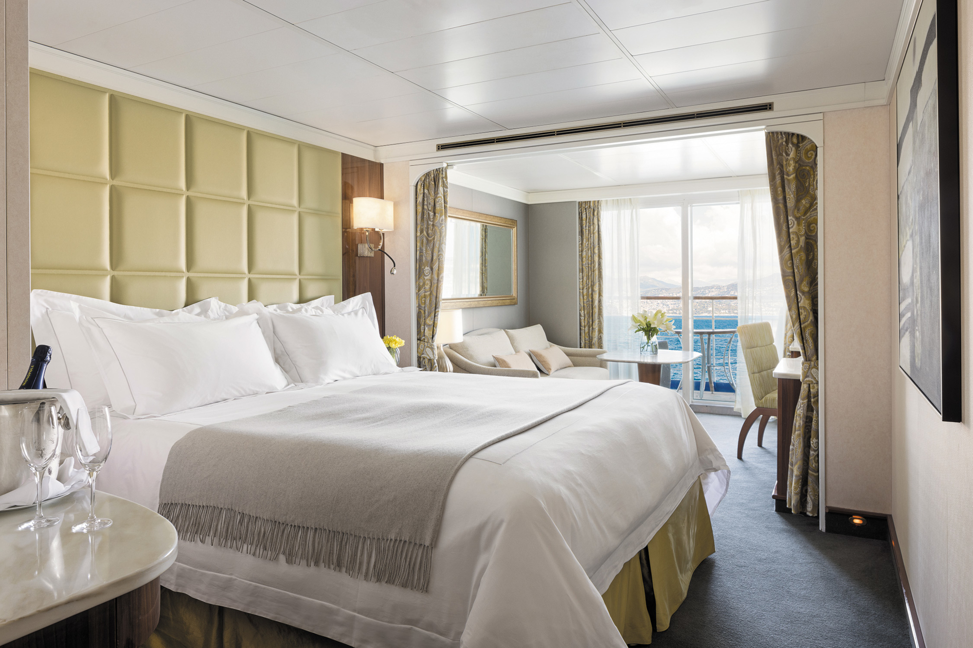 Seven Seas Voyager 27