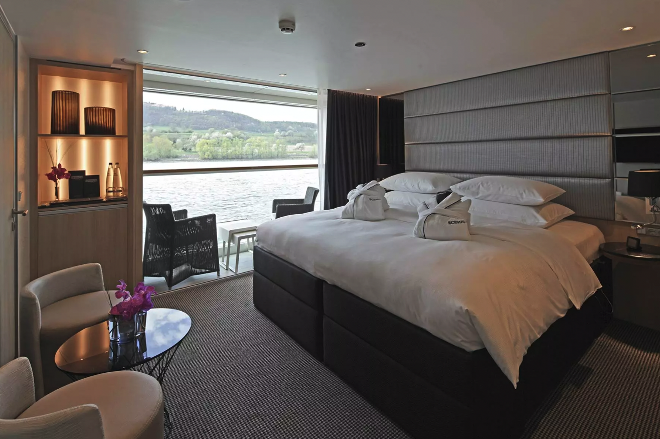 Scenic Aria 22