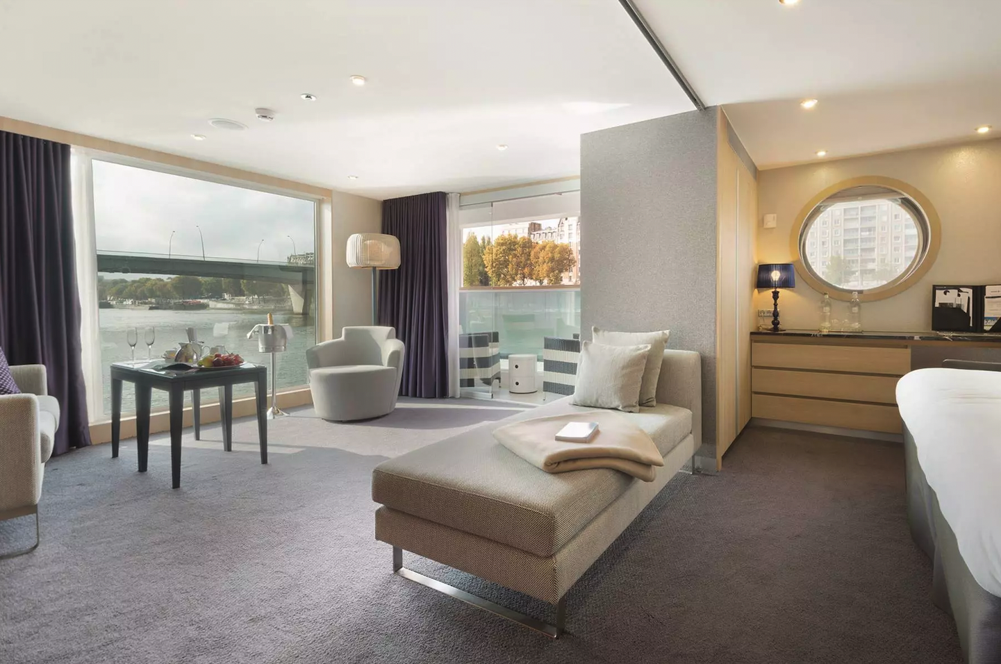 Scenic Aria 30