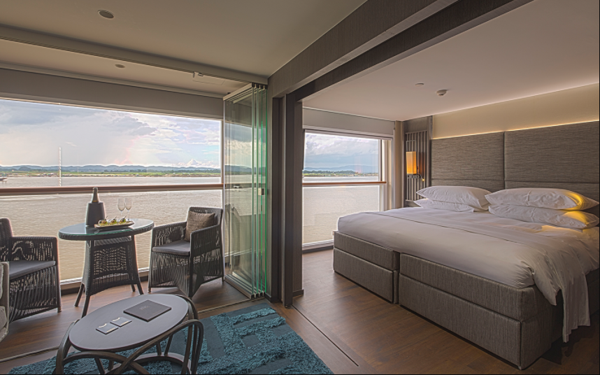 Scenic Aura 10