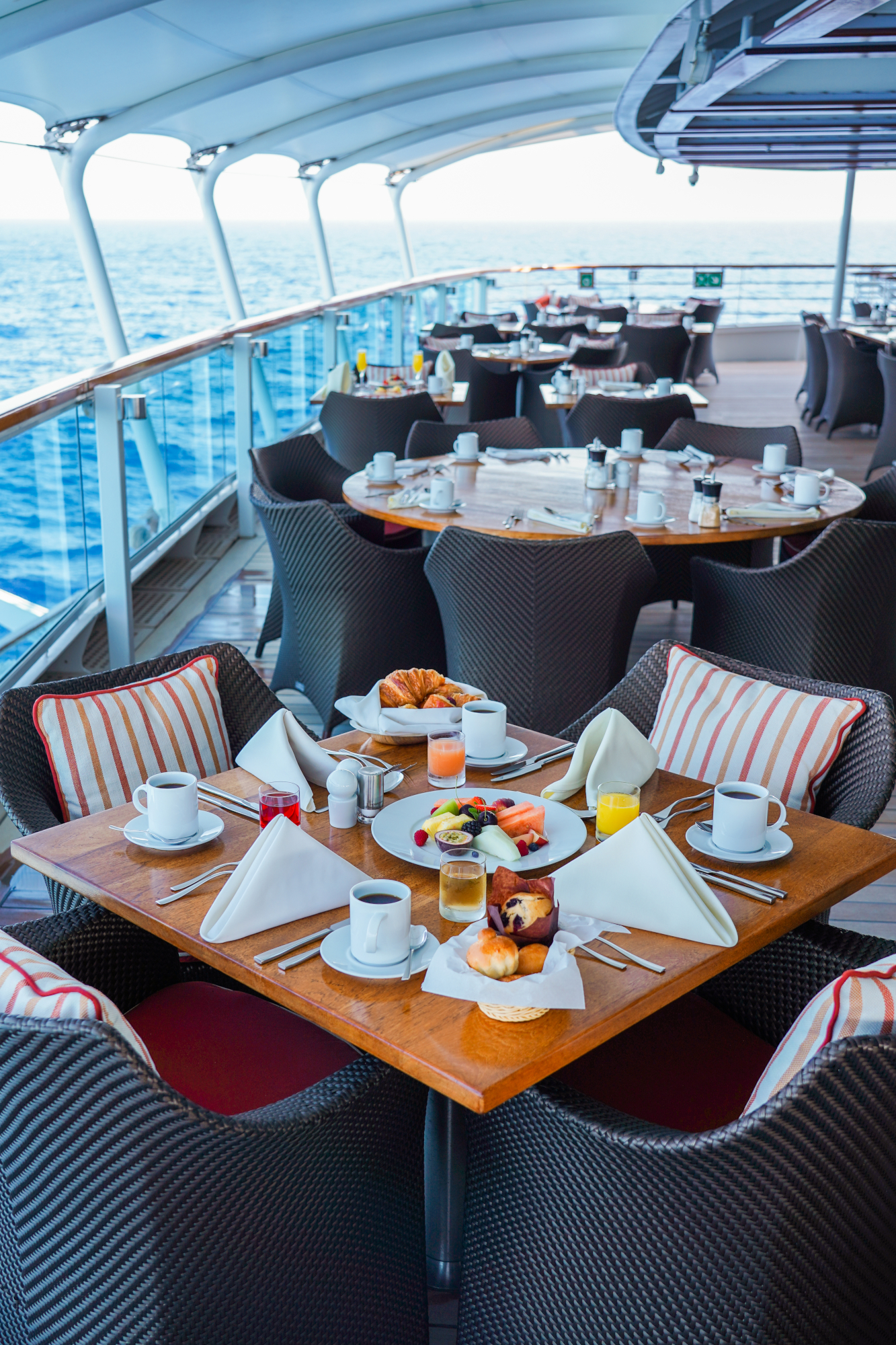 Seabourn Ovation 11