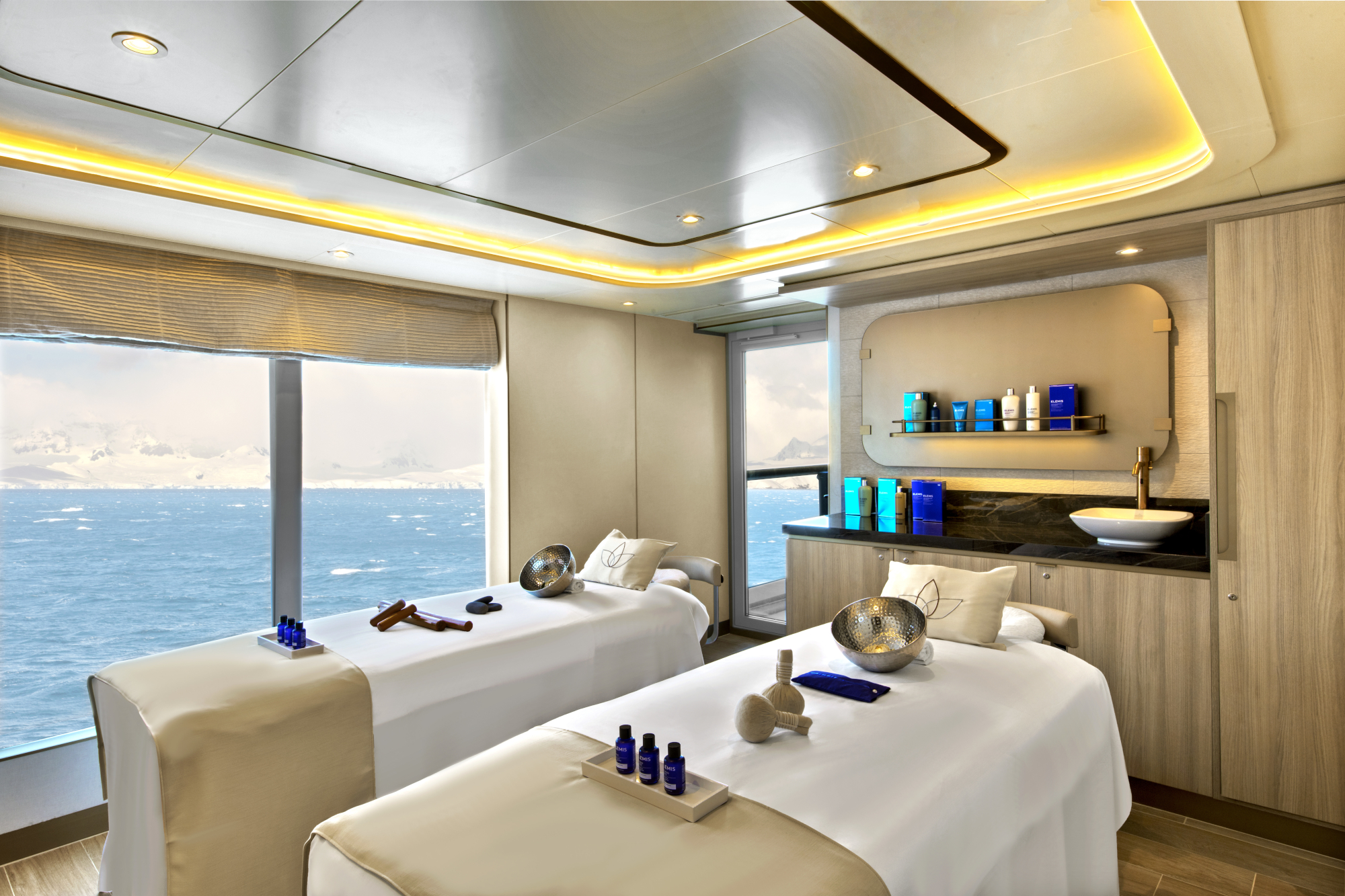 Seabourn Venture 5