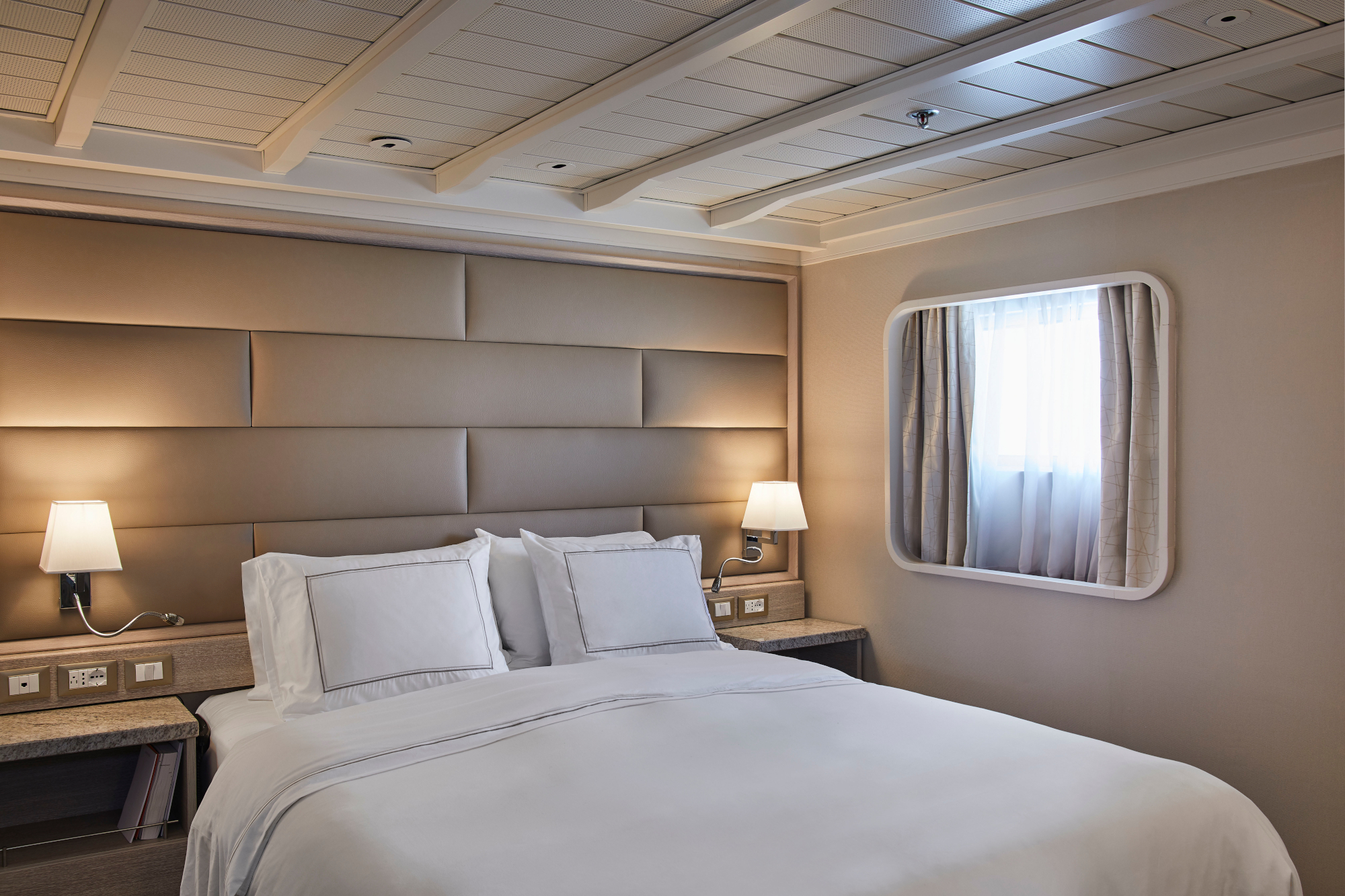 Silver Cloud 26