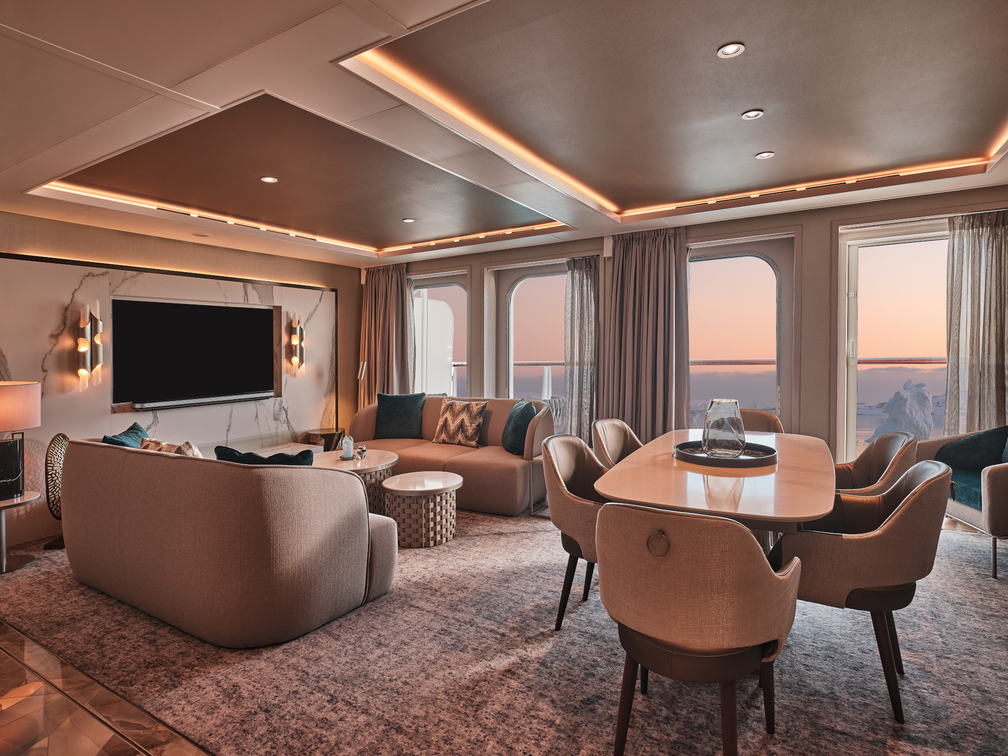 Silver Endeavour 25