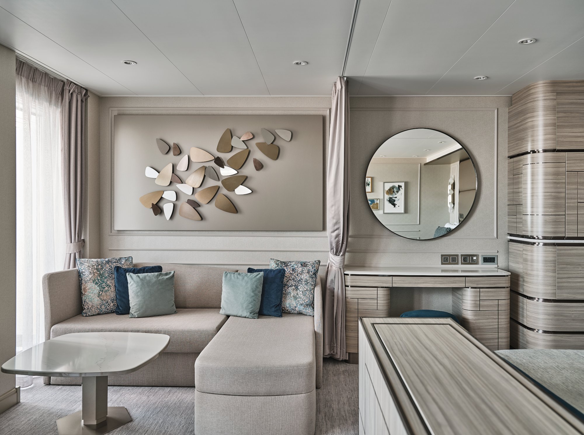 Silver Endeavour 43