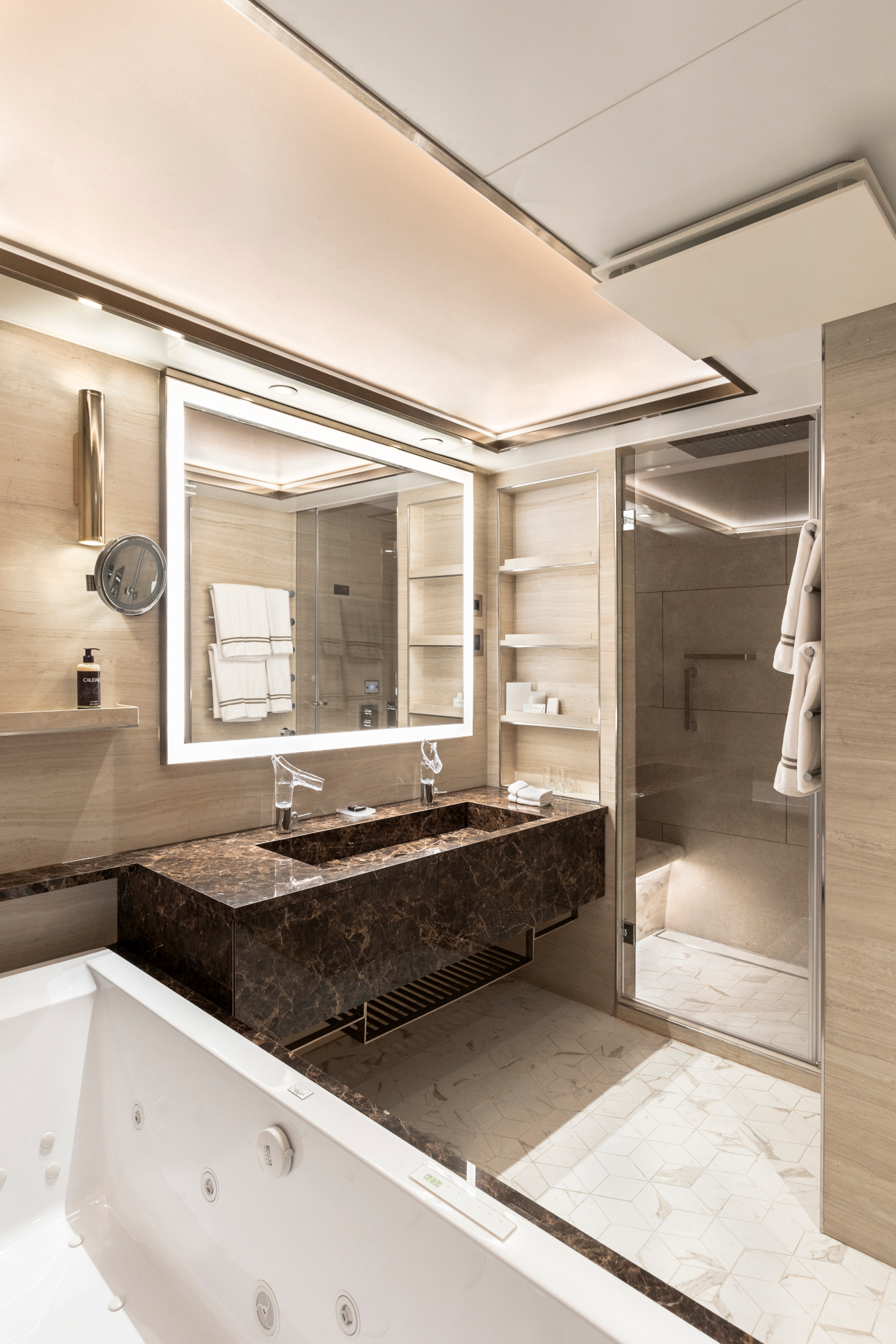 Silver Endeavour 47