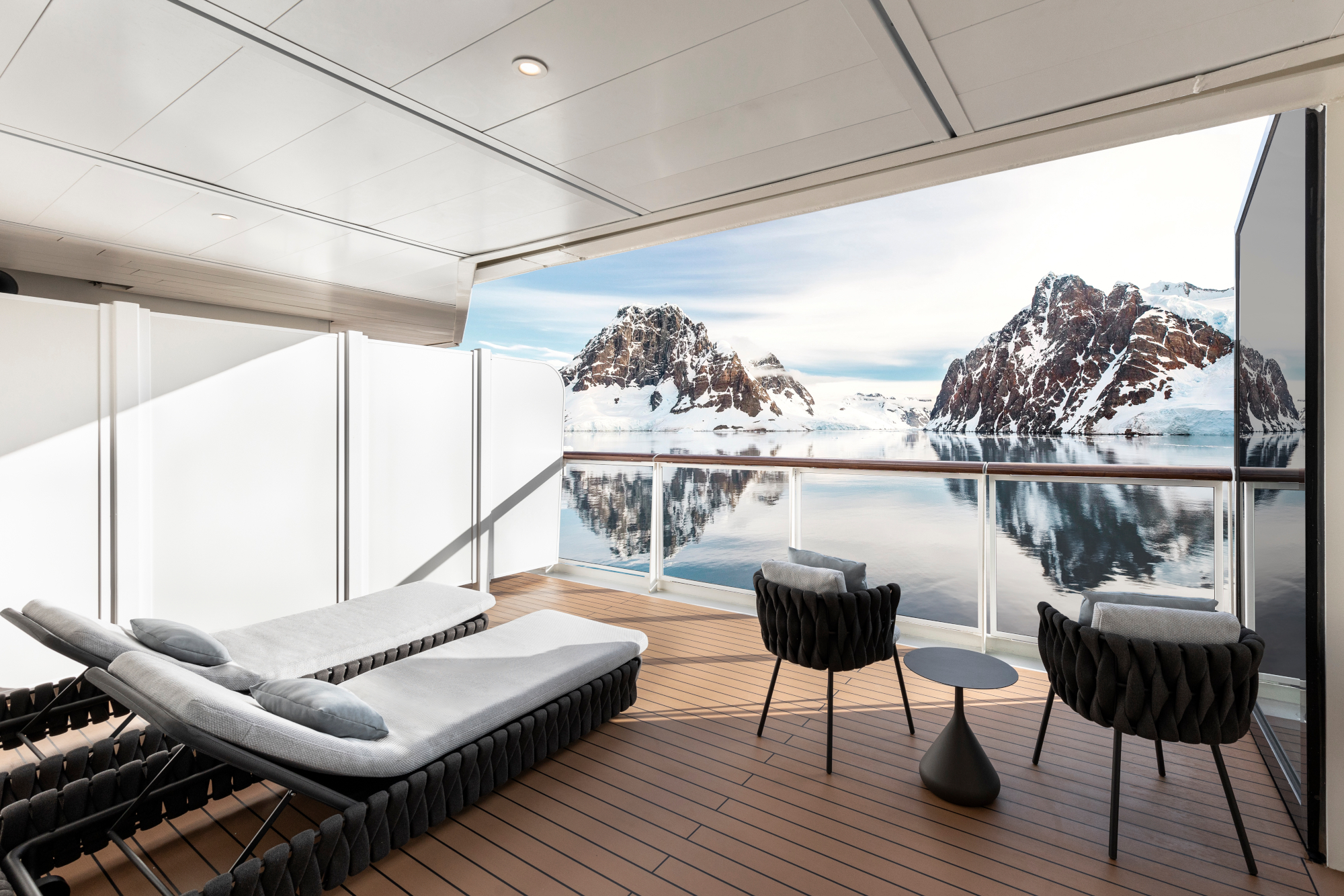 Silver Endeavour 48