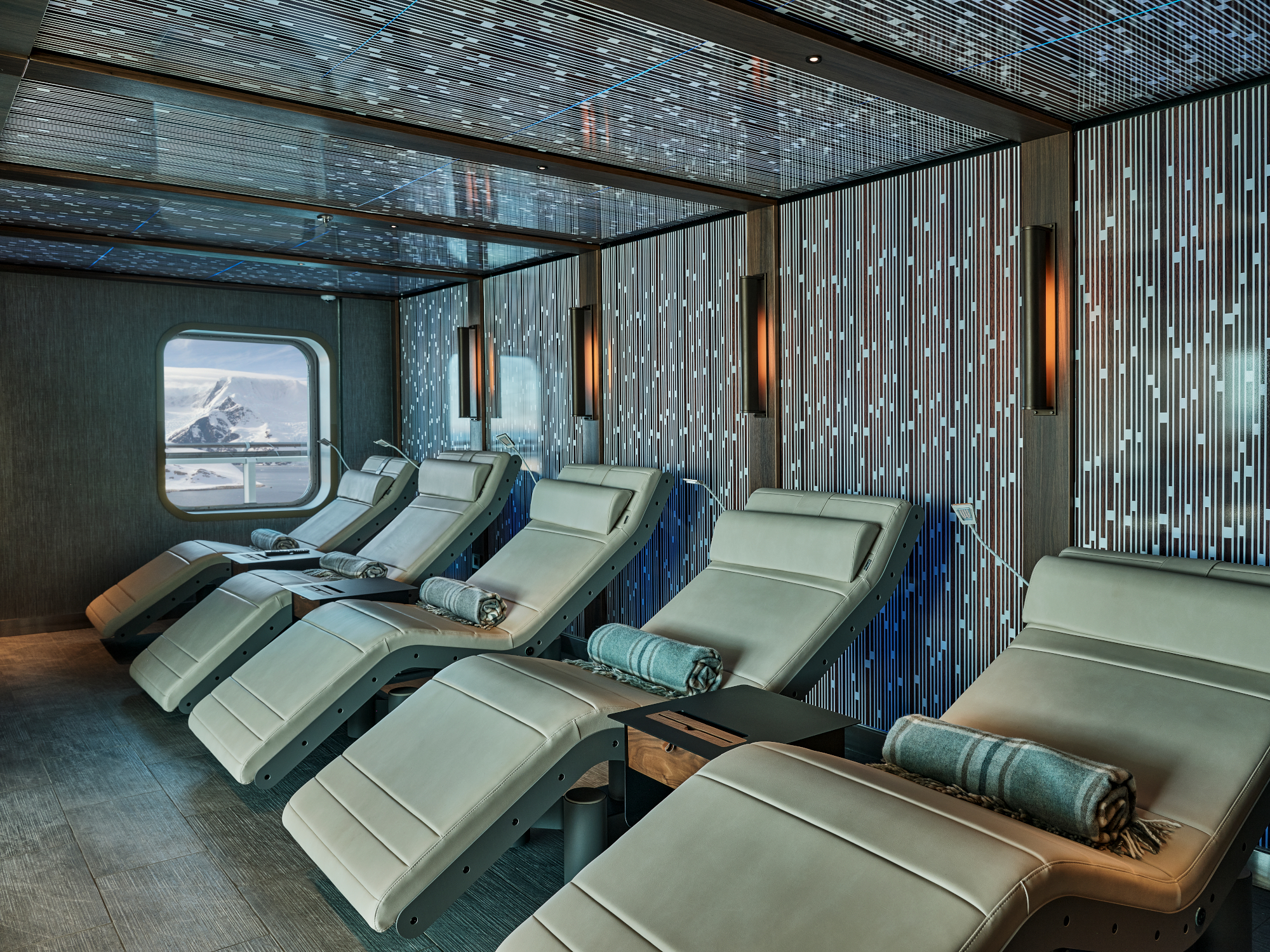 Silver Endeavour 4