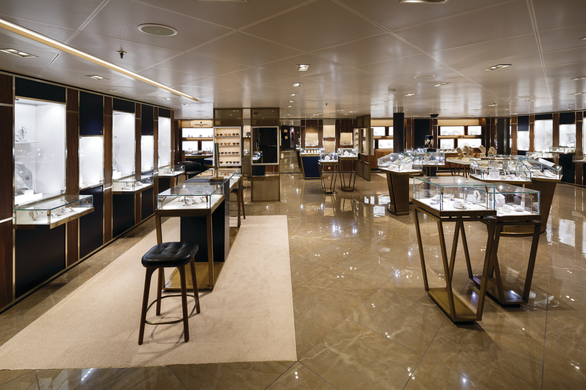 Silver Spirit 30