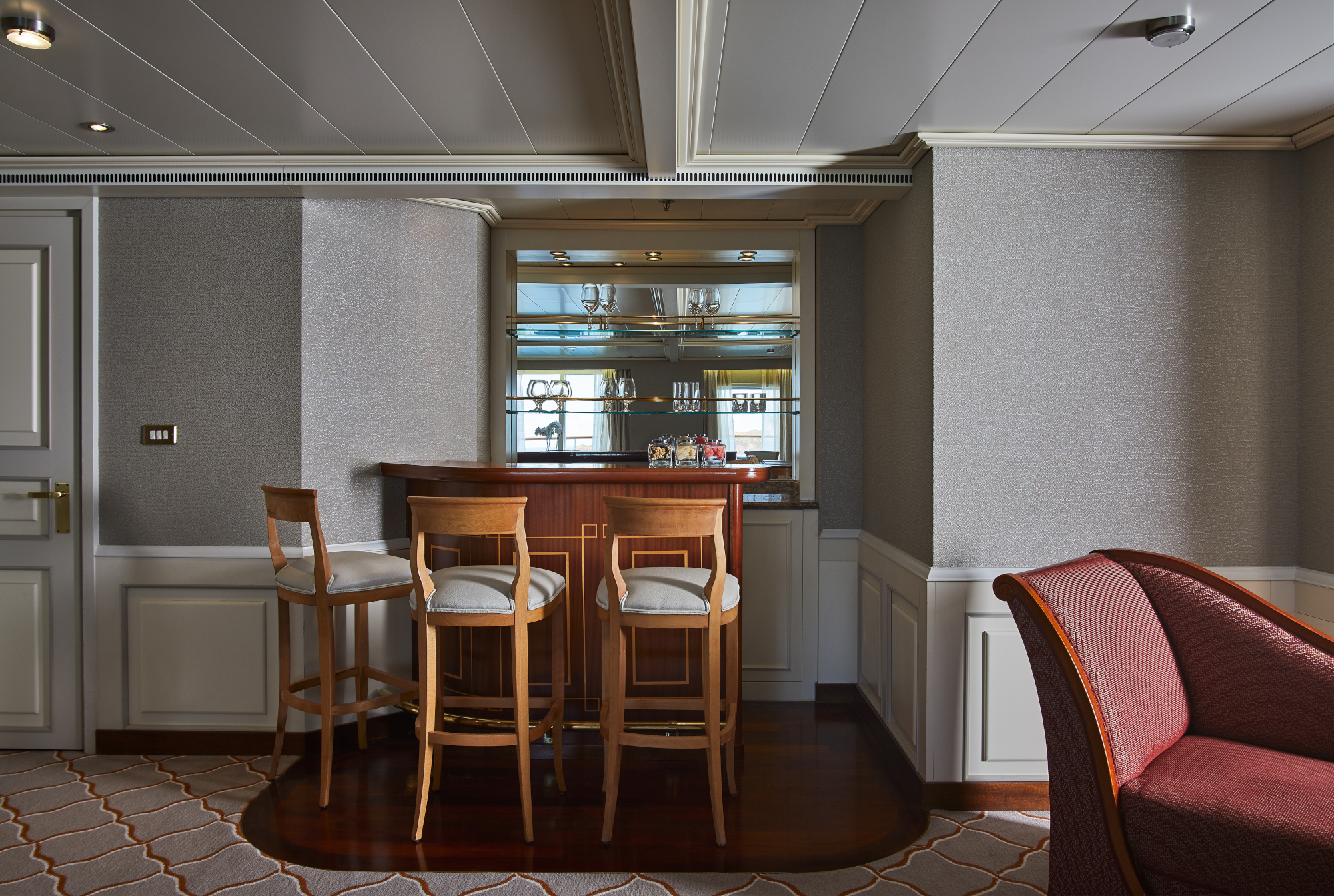Silver Whisper 43