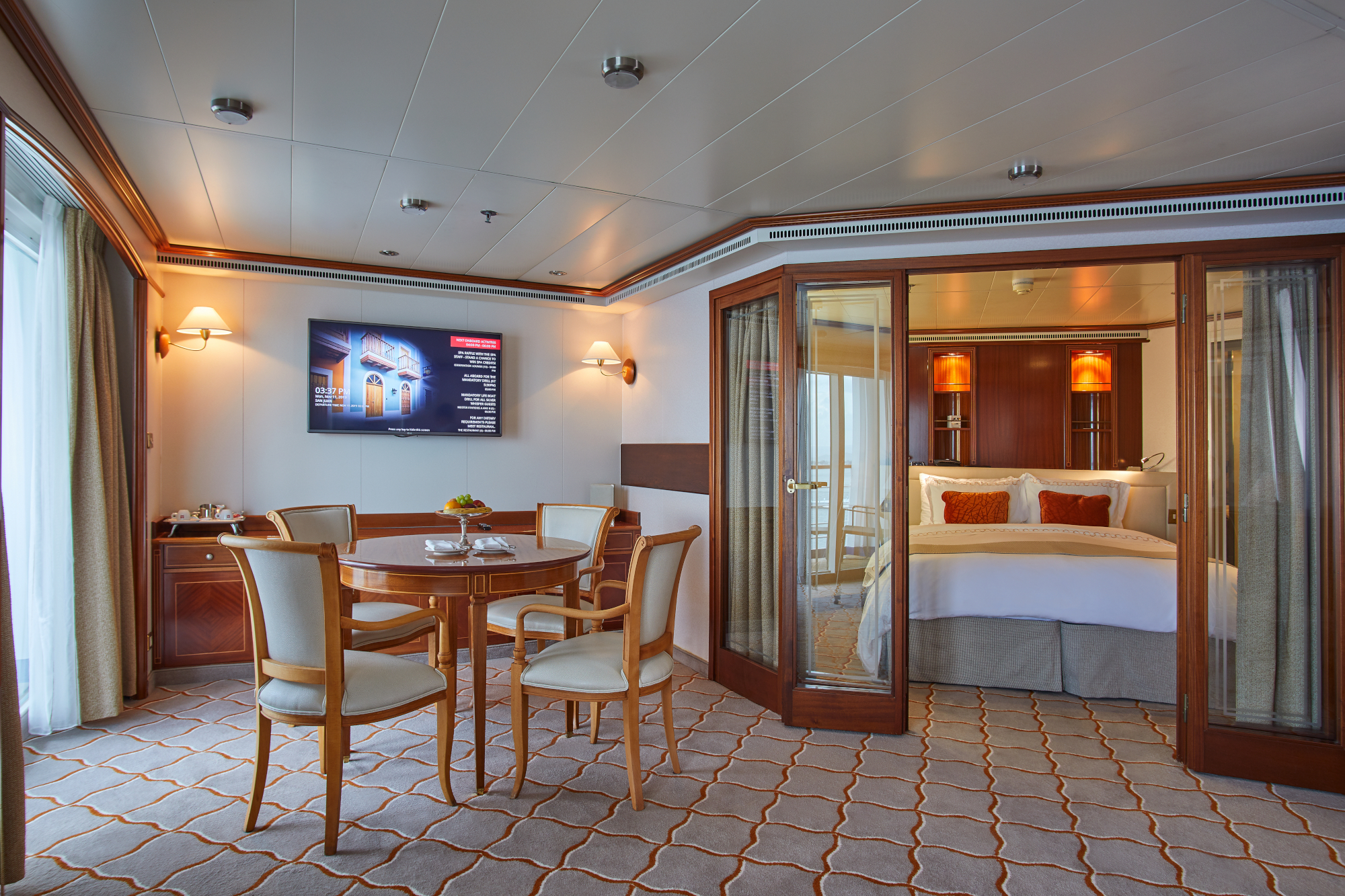 Silver Whisper 40