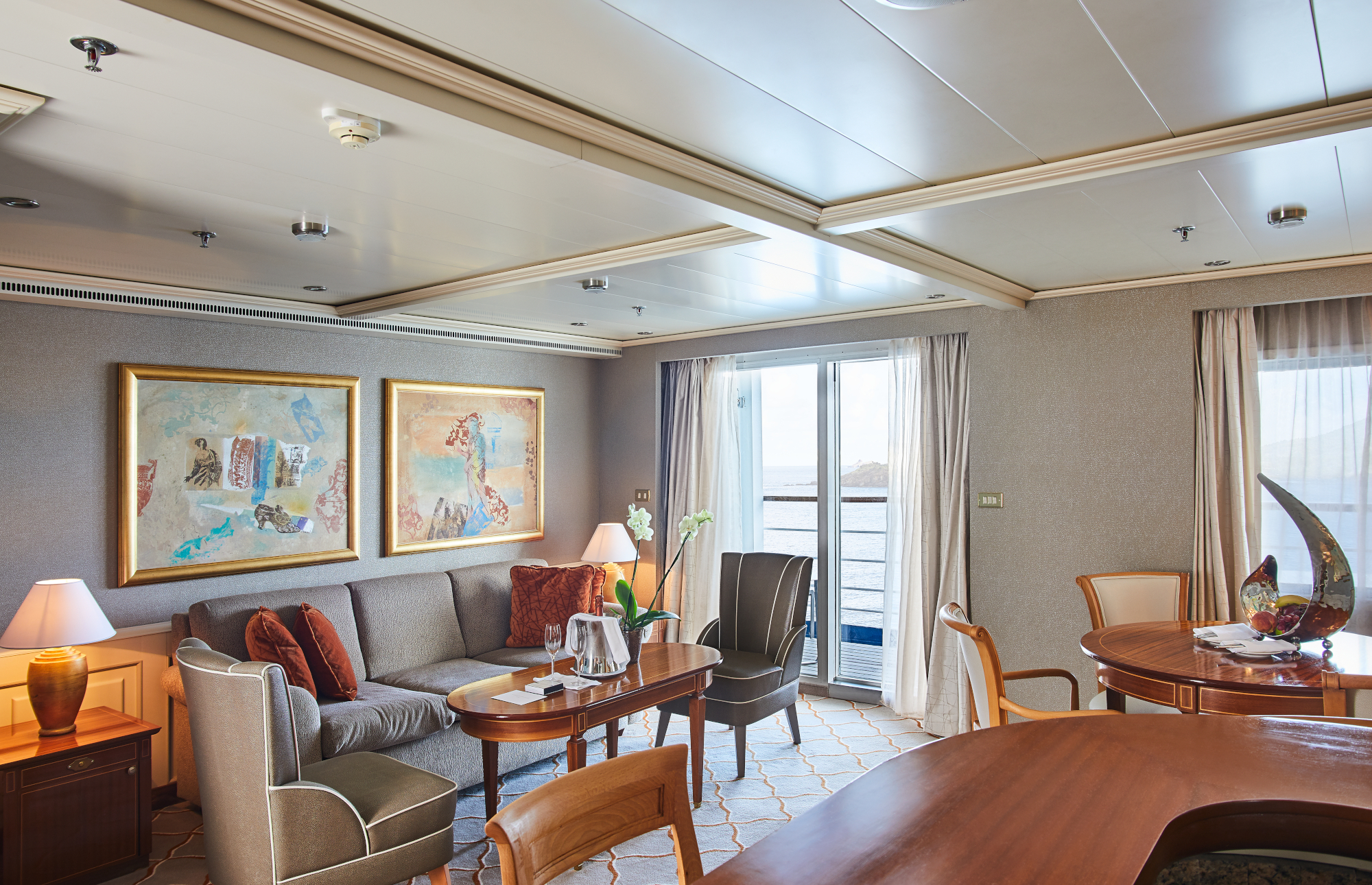 Silver Whisper 52