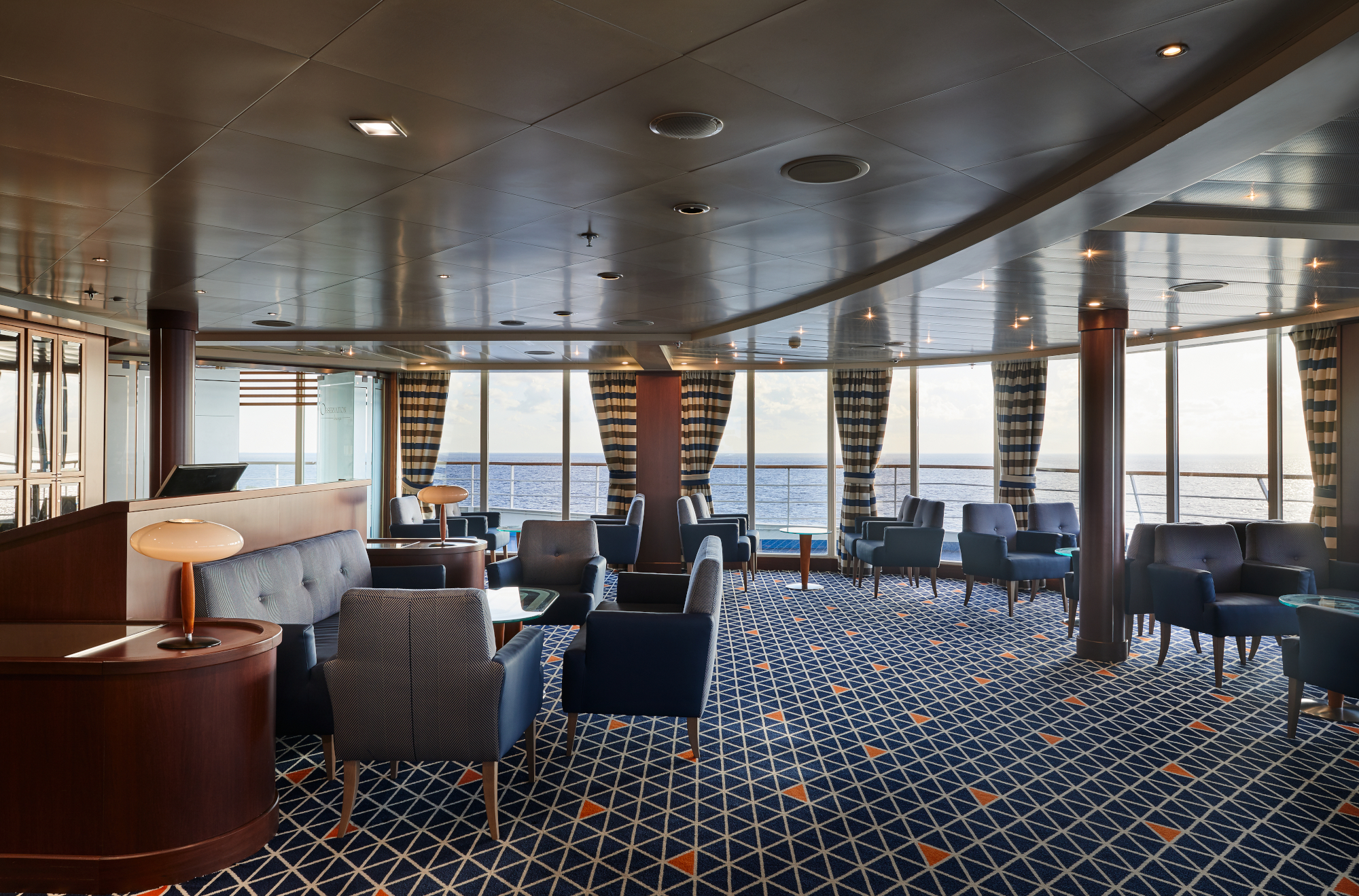 Silver Whisper 18