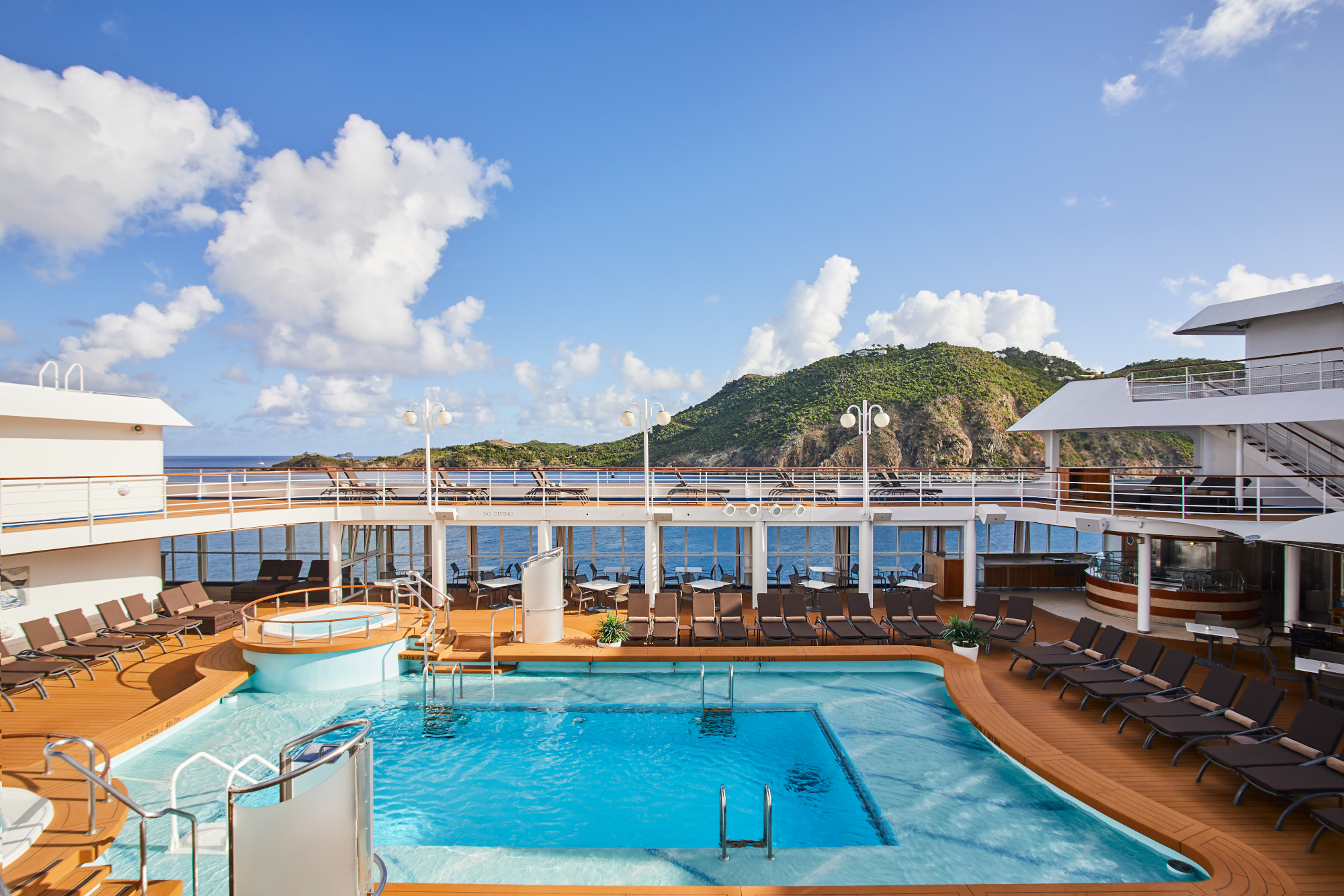 Silver Whisper 2