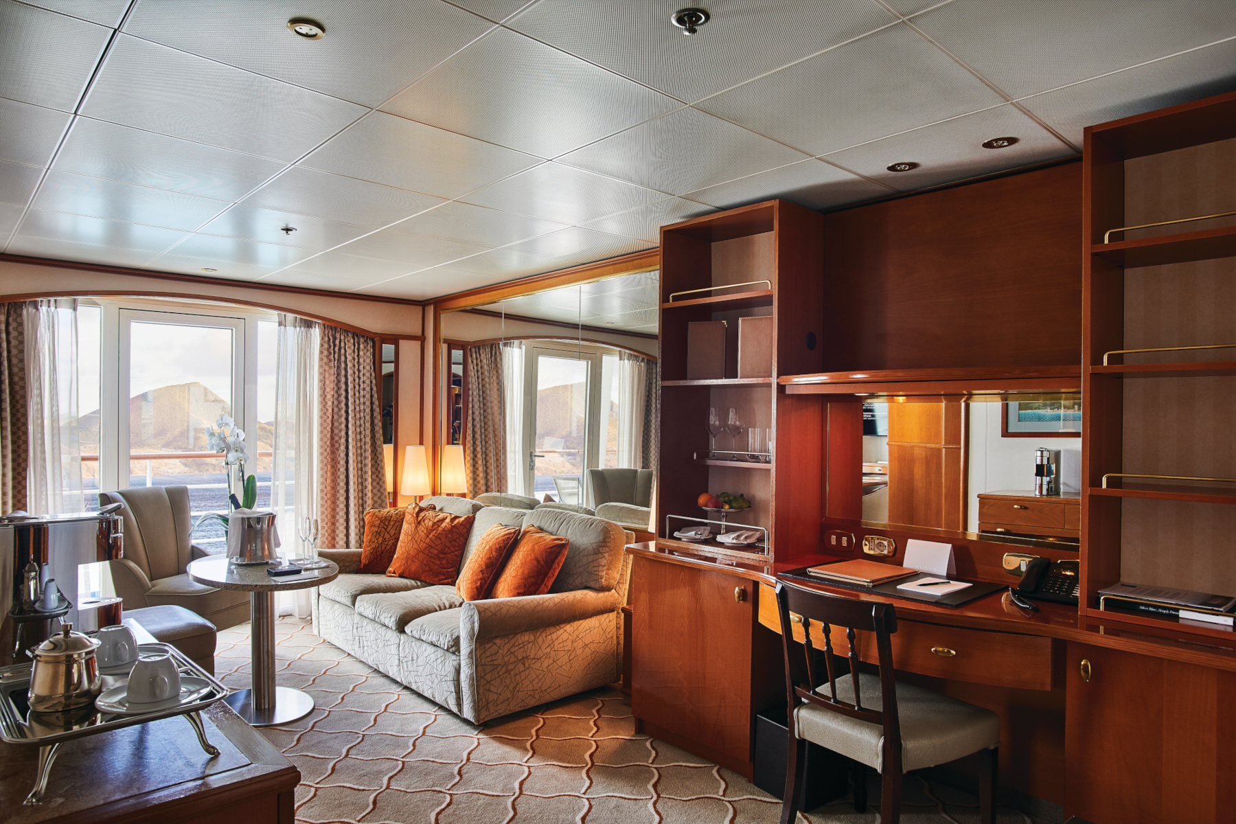 Silver Wind 37