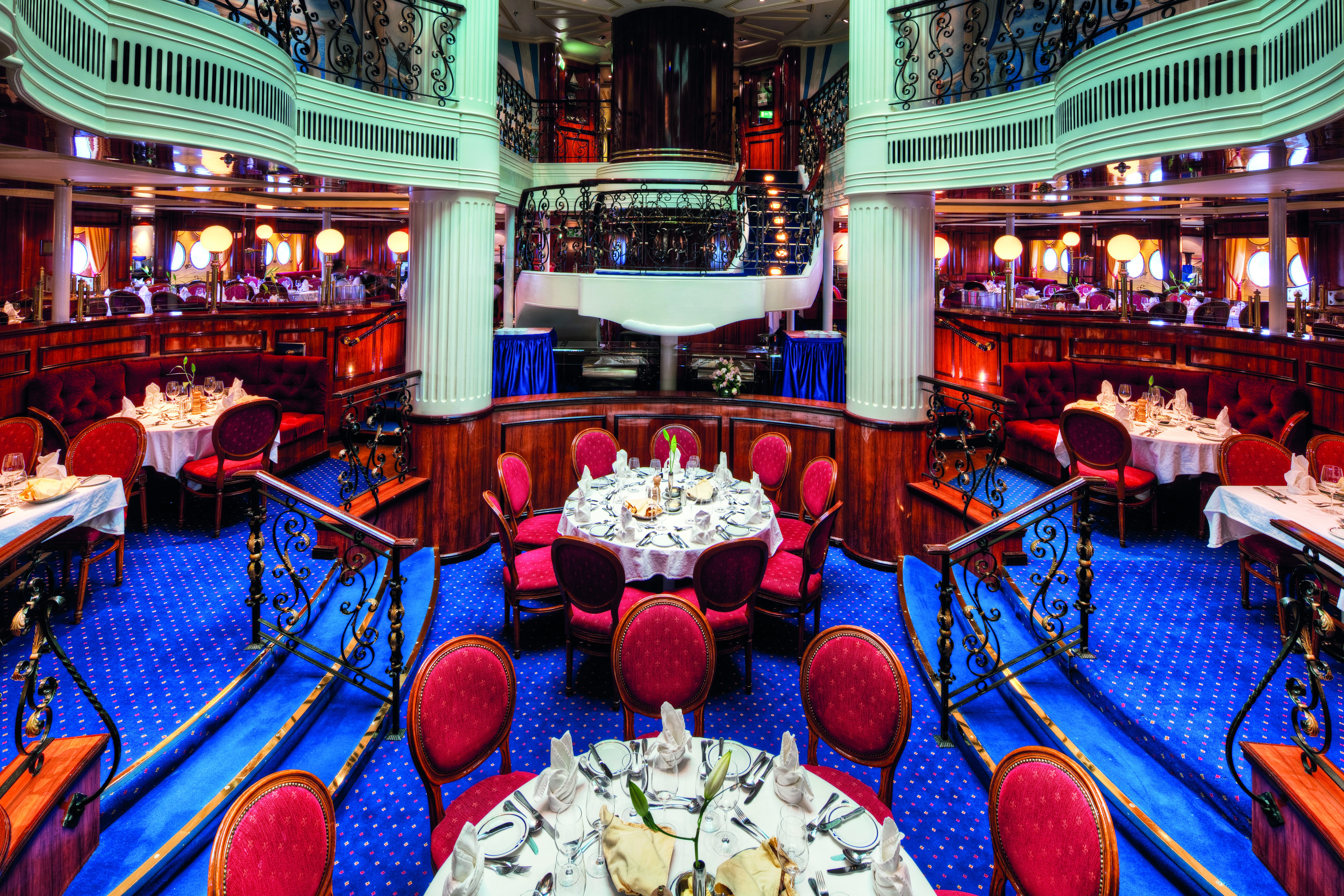 Royal Clipper 7