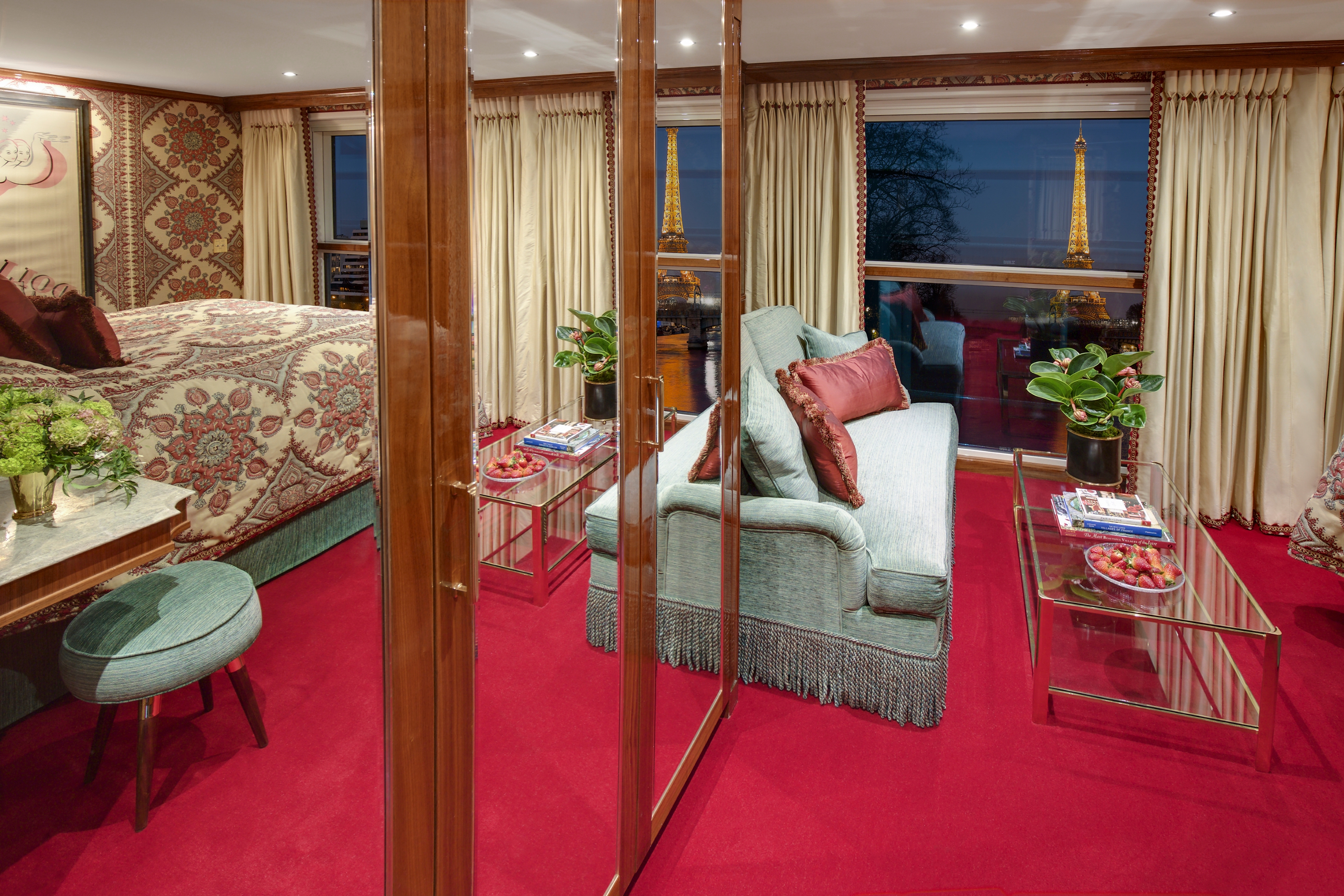S.S. Joie de Vivre 33